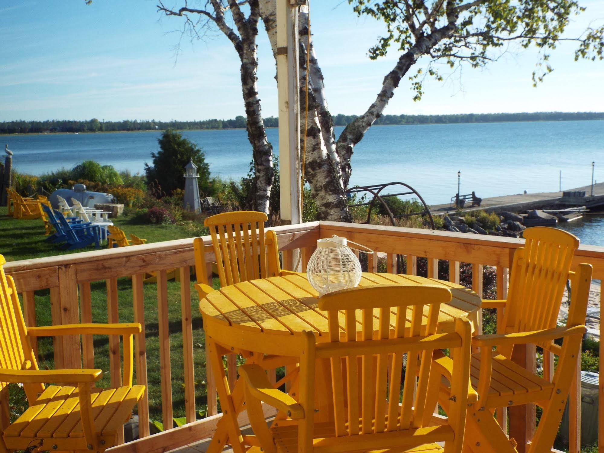 Beachfront Inn Baileys Harbor