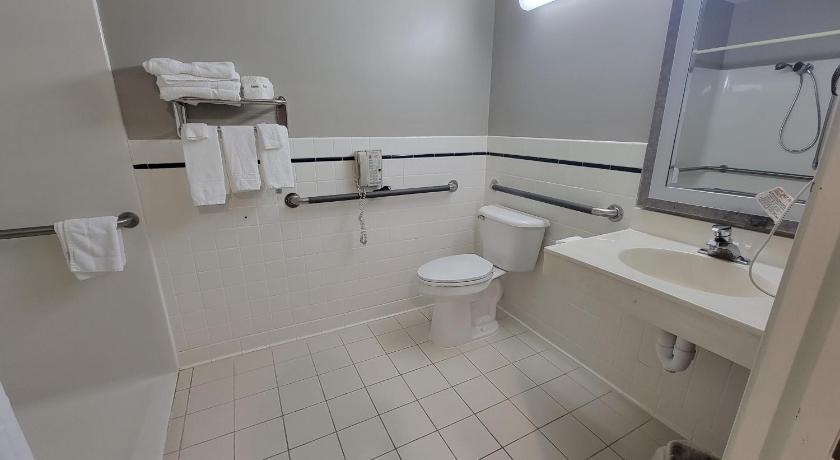 Baymont by Wyndham Baldwin