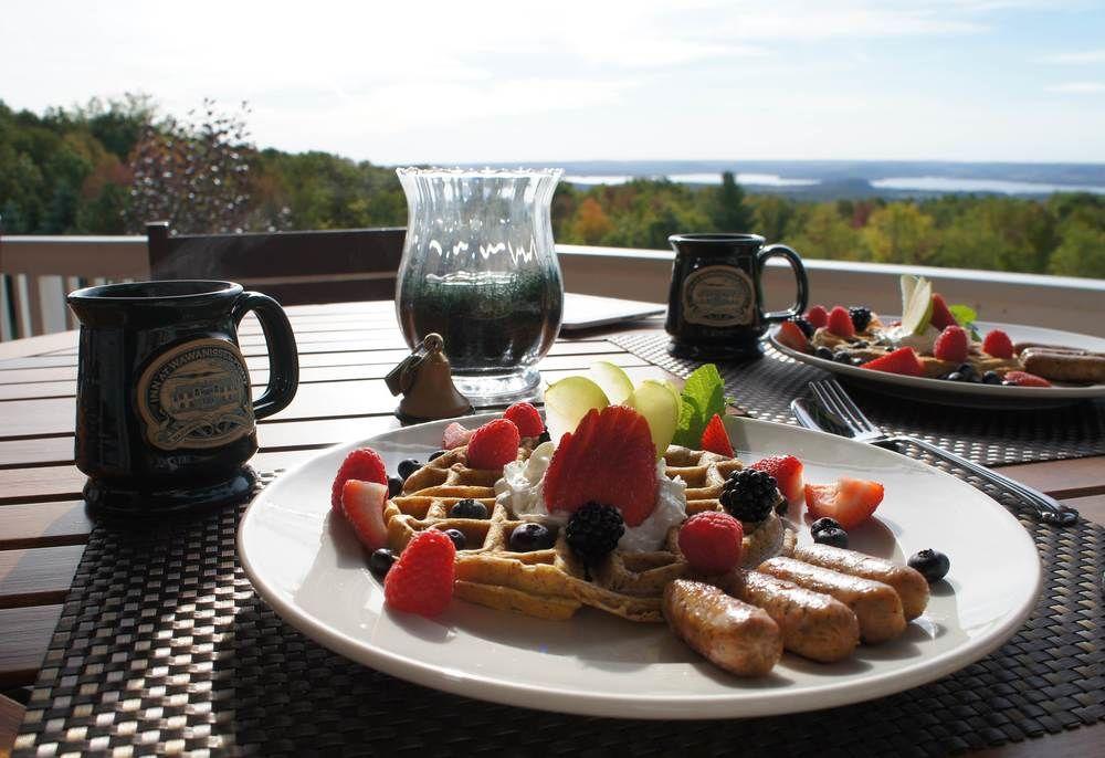 Inn at Wawanissee Point