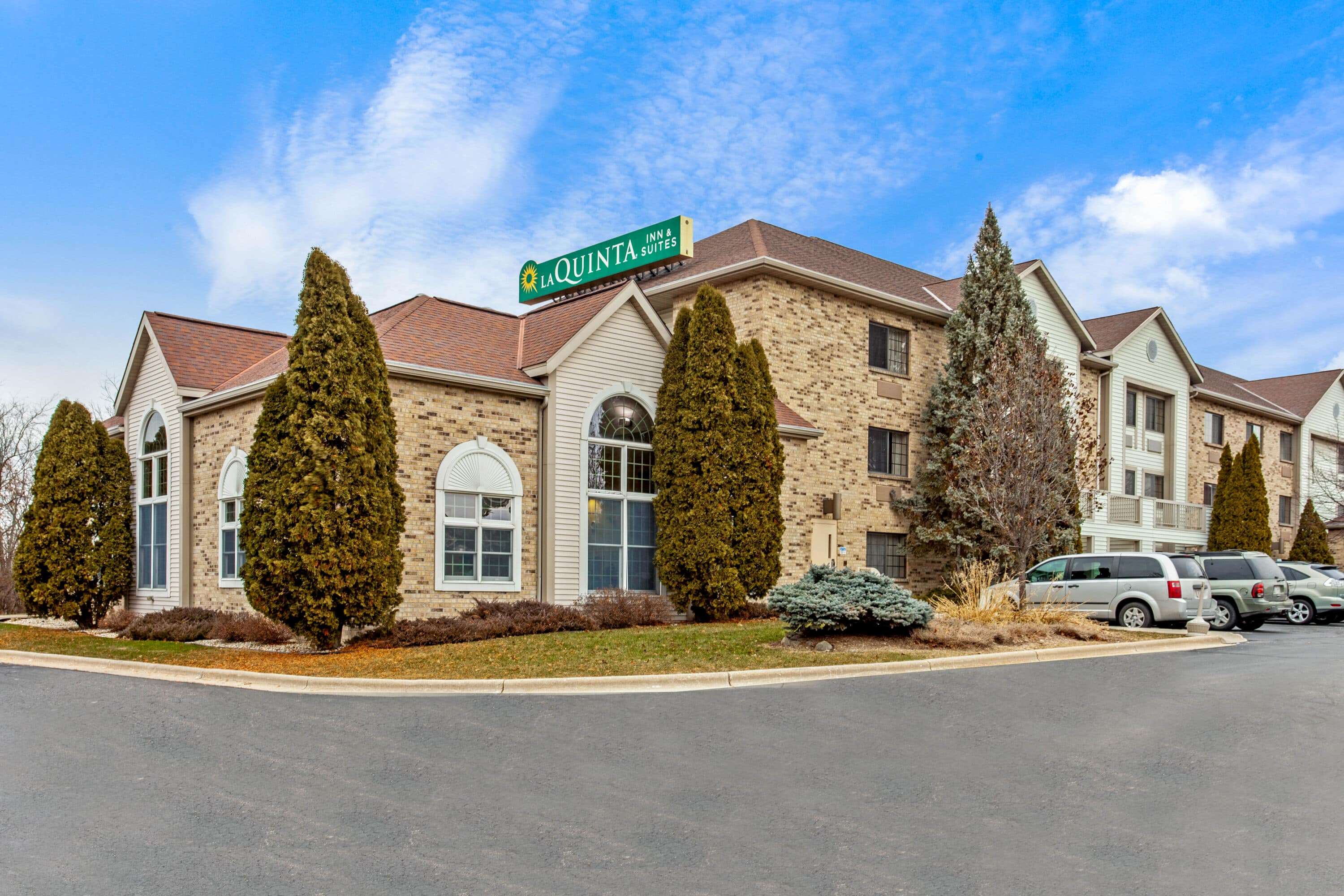 La Quinta Inn & Suites by Wyndham Milwaukee Delafield