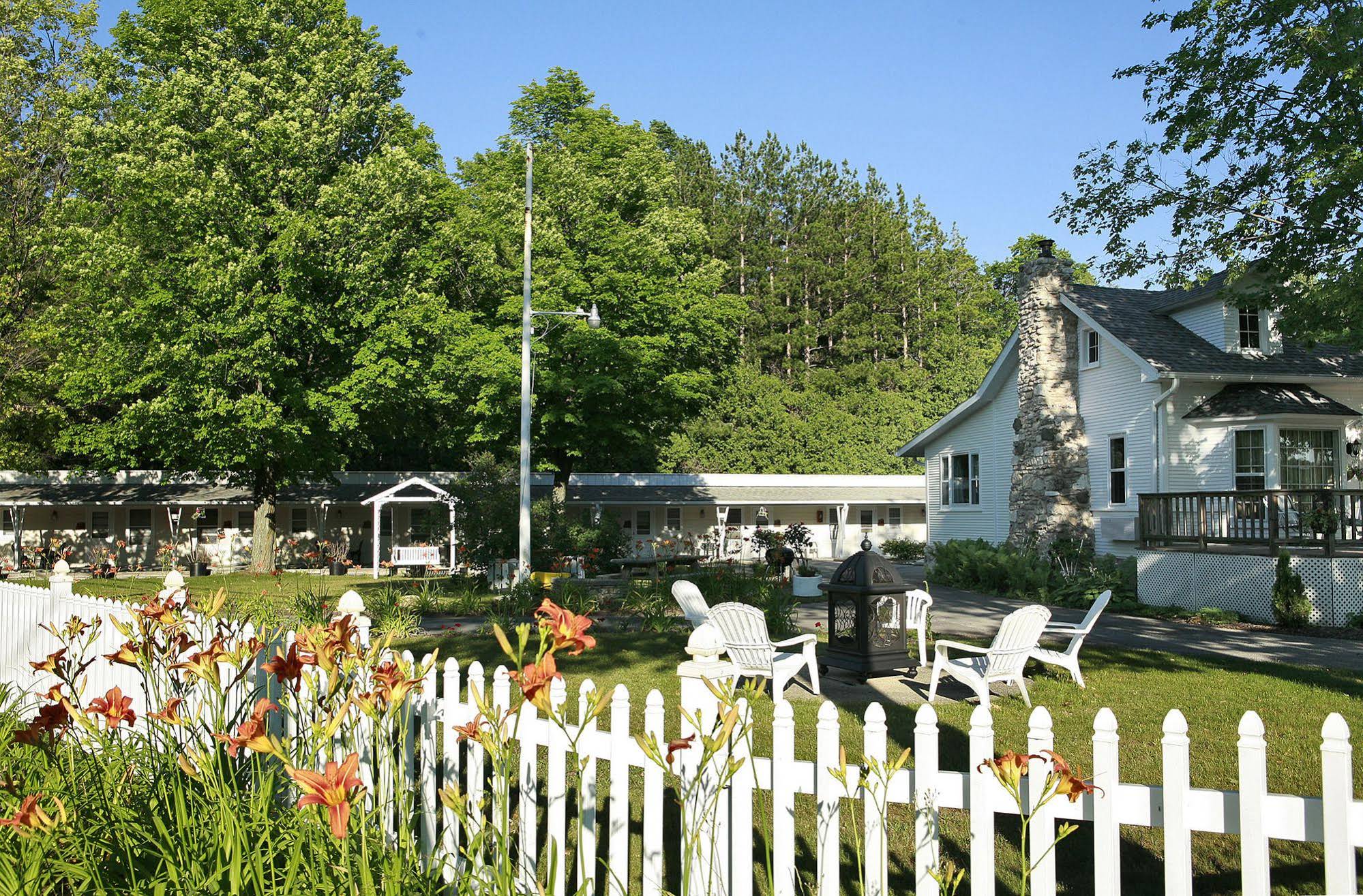 Peninsula Park-View Resort