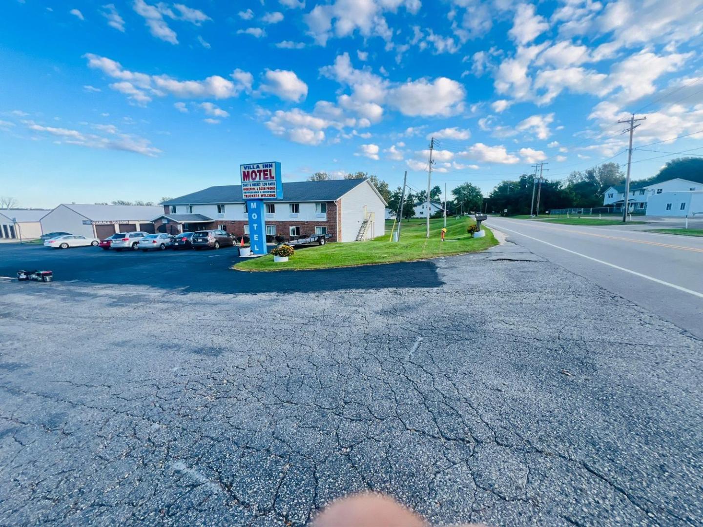 Villa Inn Motel Near Hwy 12 WI Capital O