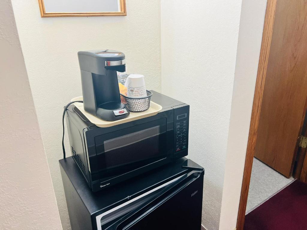 Villa Inn Motel Near Hwy 12 WI Capital O