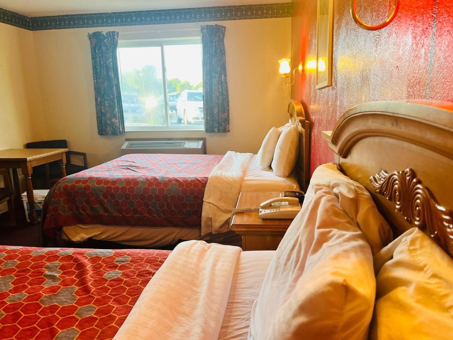 Villa Inn Motel Near Hwy 12 WI Capital O