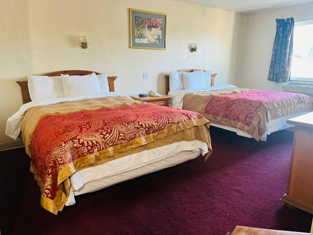 Villa Inn Motel Near Hwy 12 WI Capital O