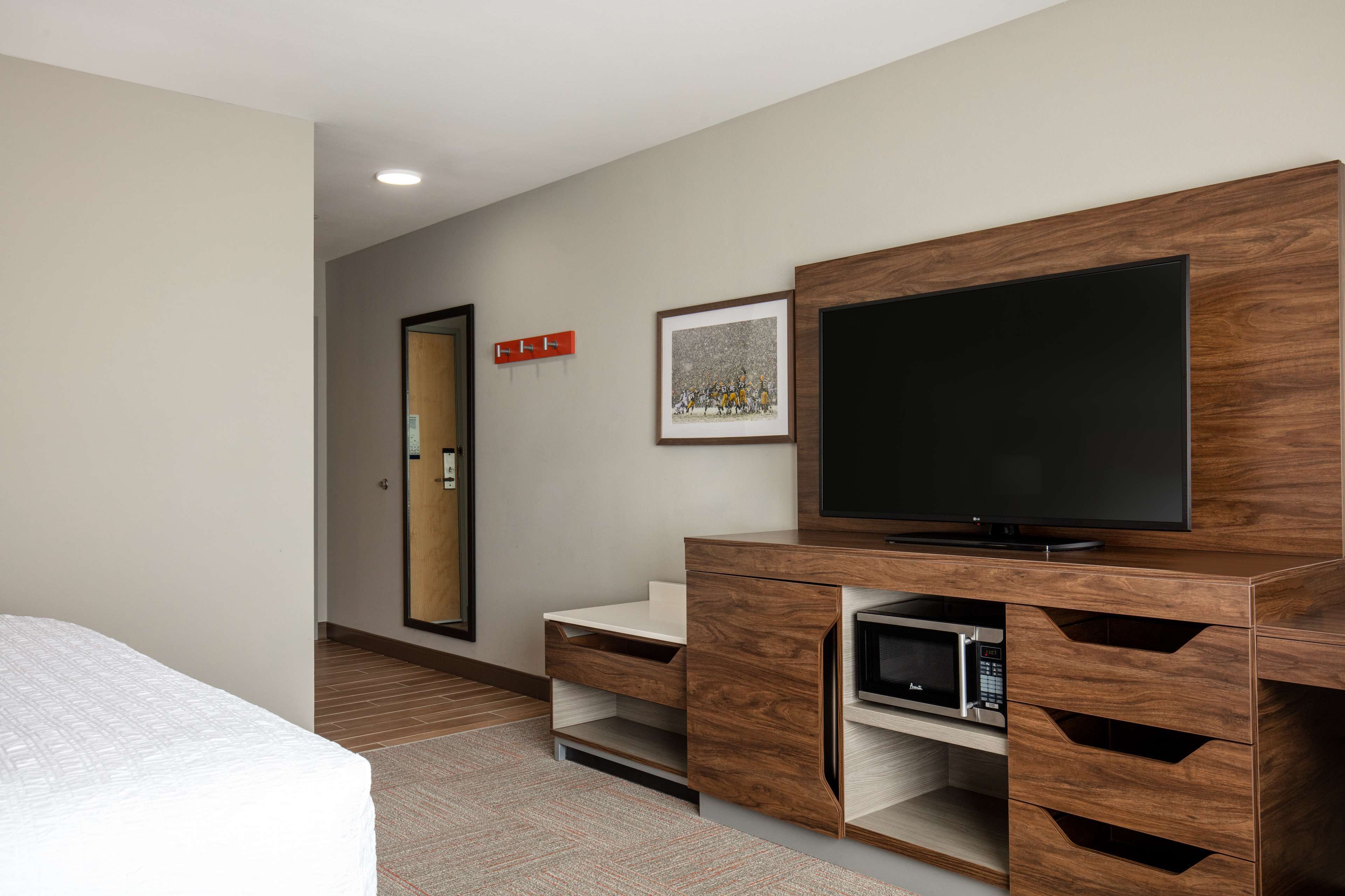 Hampton Inn by Hilton Green Bay Stadium