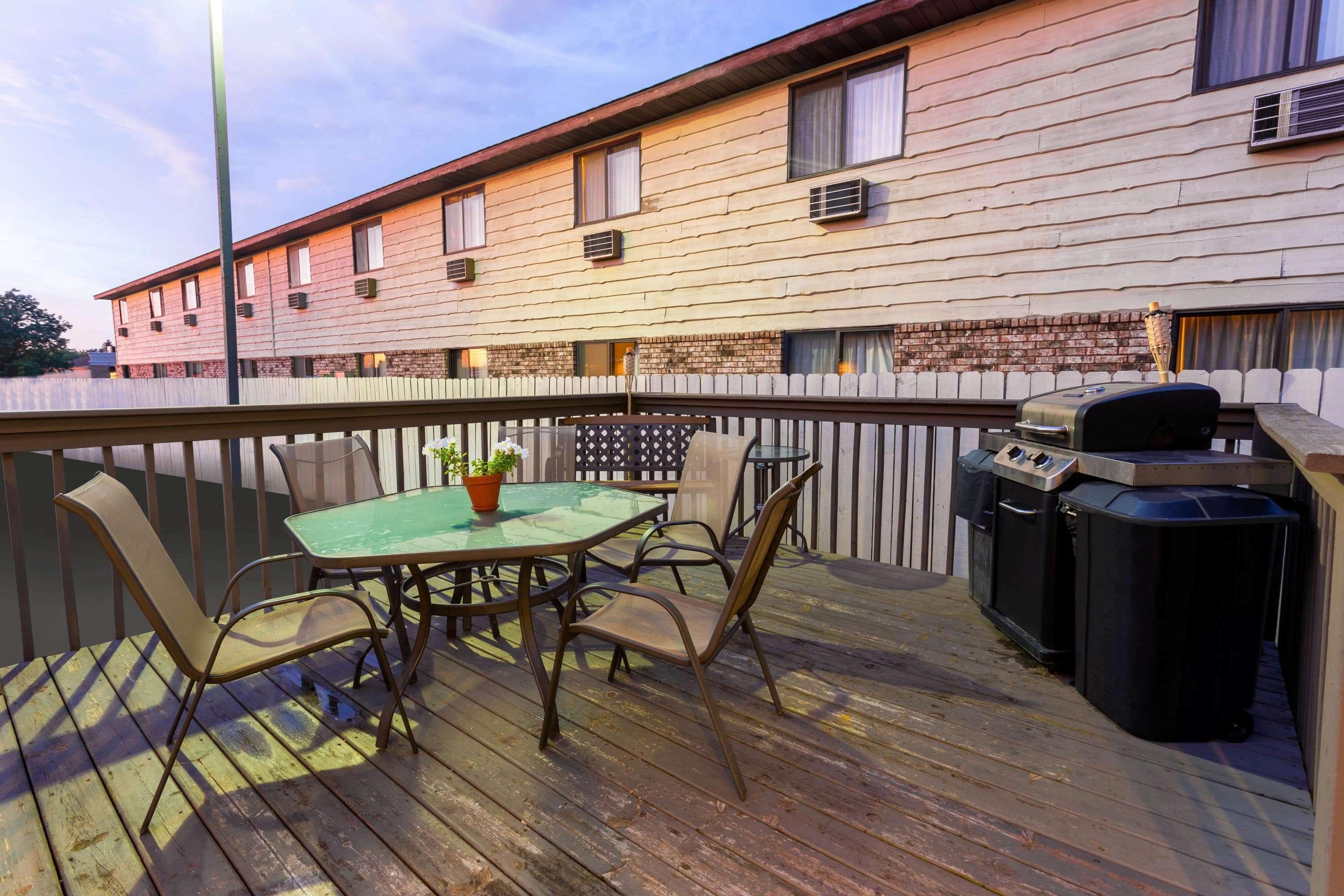 AmericInn by Wyndham Hartford WI