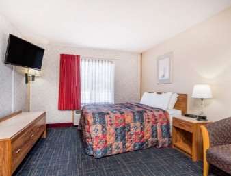 Days Inn by Wyndham Hurley