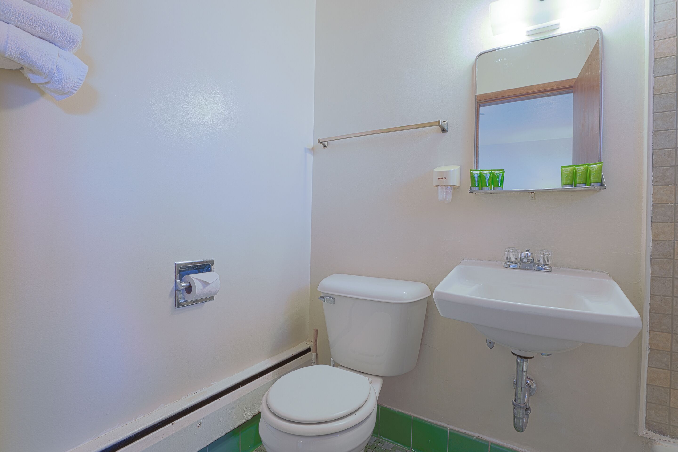 Love Hotels at Silver Street in Hurley WI