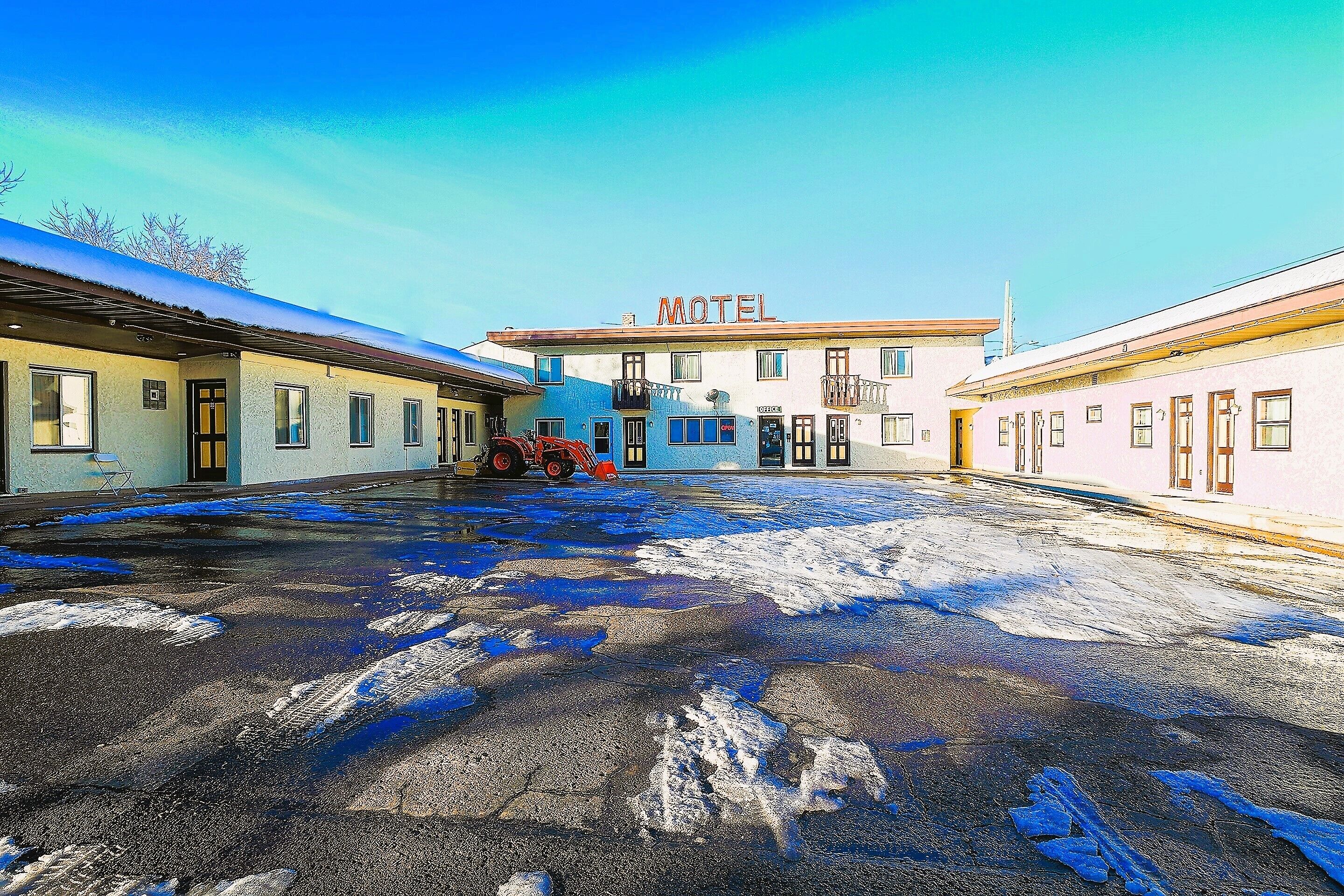 Love Hotels at Silver Street in Hurley WI