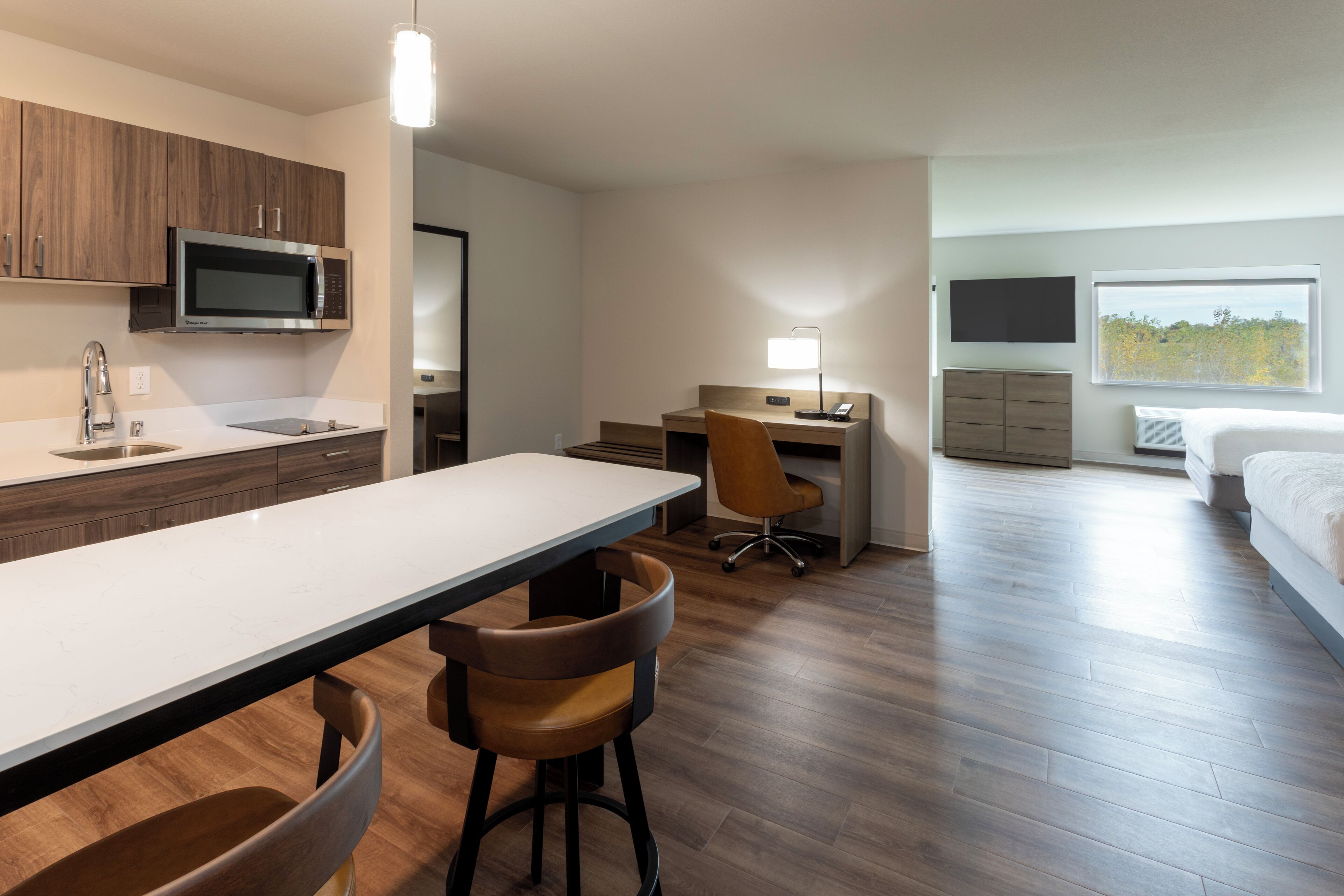 GrandStay Hotel & Suites Kaukauna