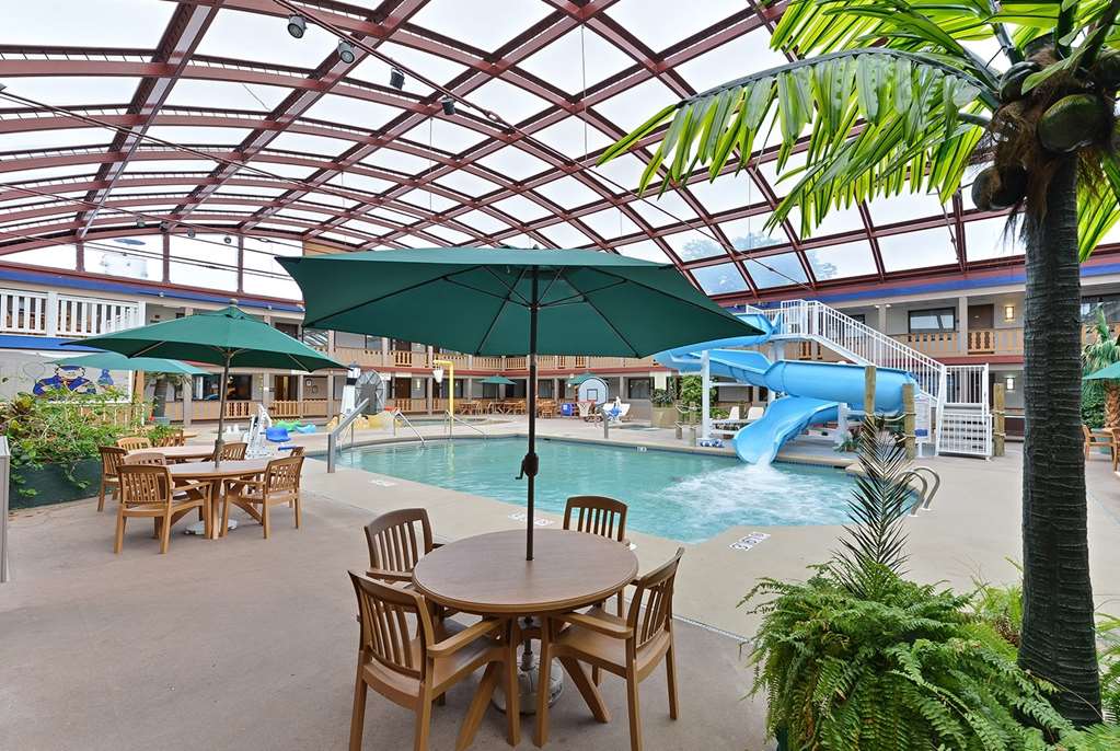 AmericInn by Wyndham La Crosse Riverfront Conference Center