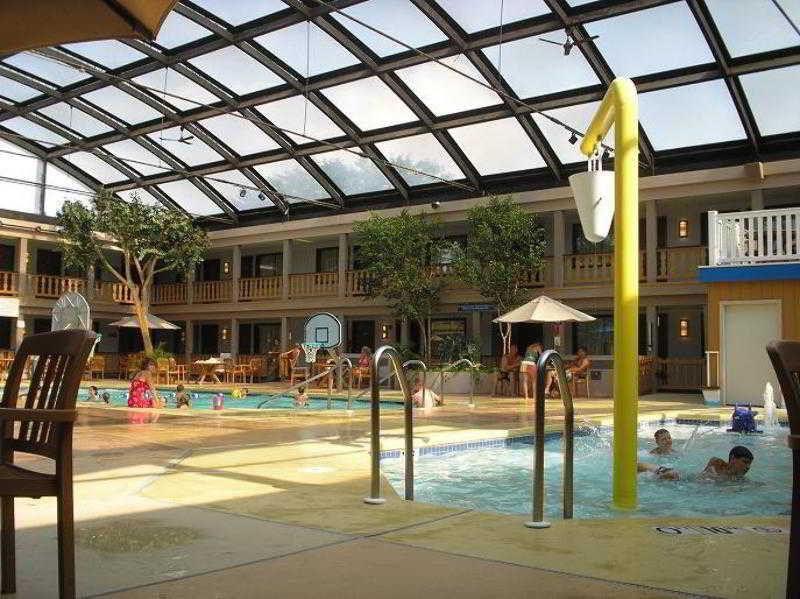 AmericInn by Wyndham La Crosse Riverfront Conference Center