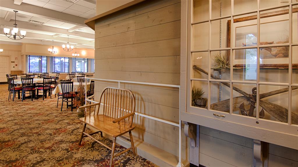 AmericInn by Wyndham La Crosse Riverfront Conference Center