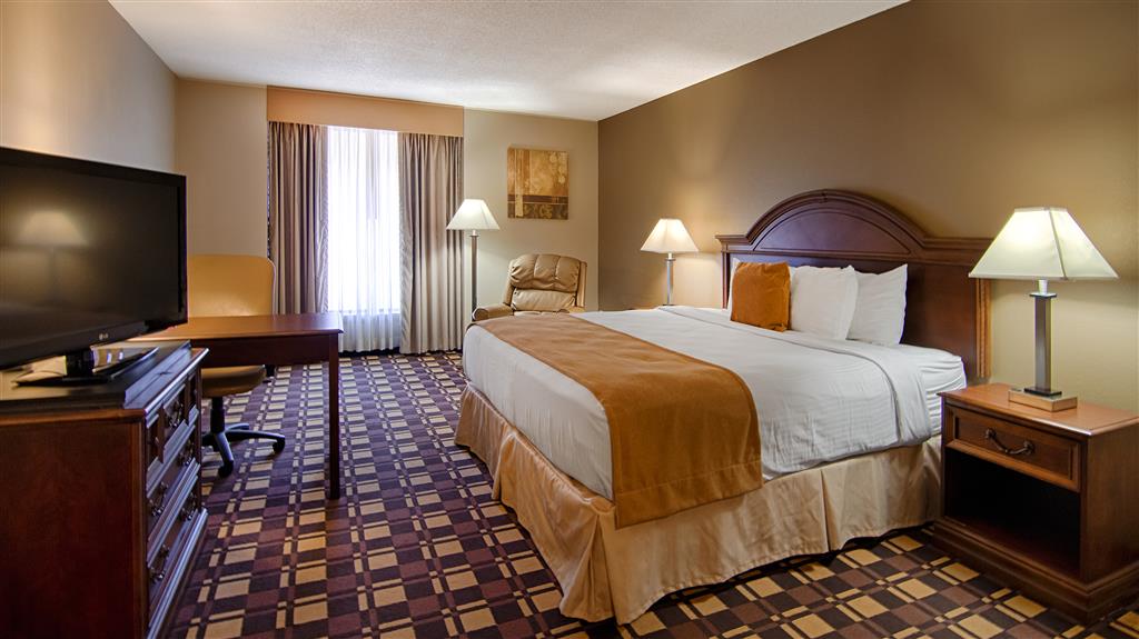 AmericInn by Wyndham La Crosse Riverfront Conference Center