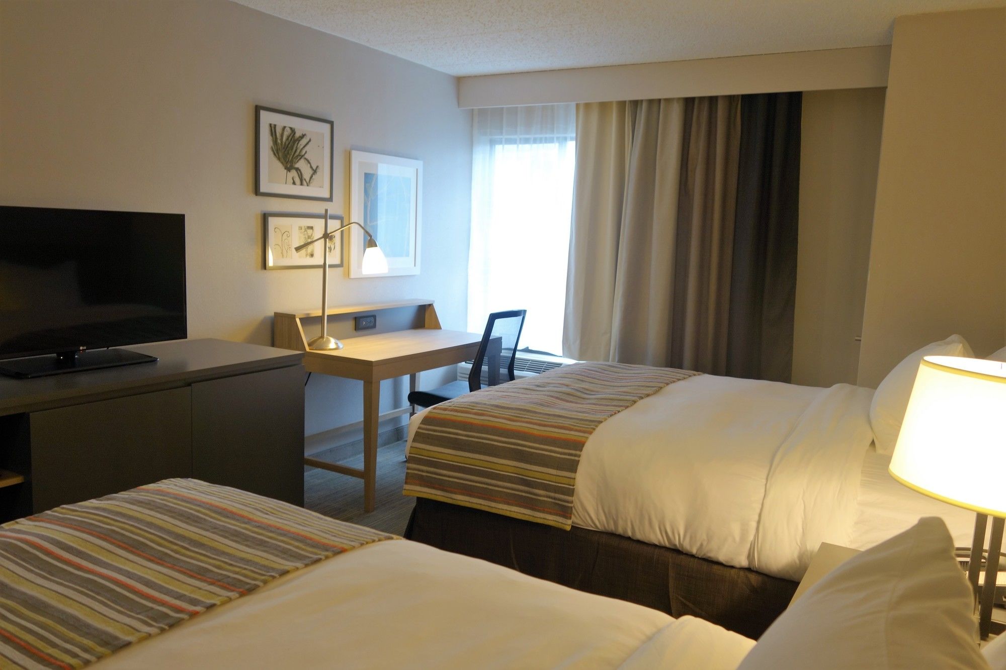 Country Inn & Suites by Radisson, La Crosse, WI