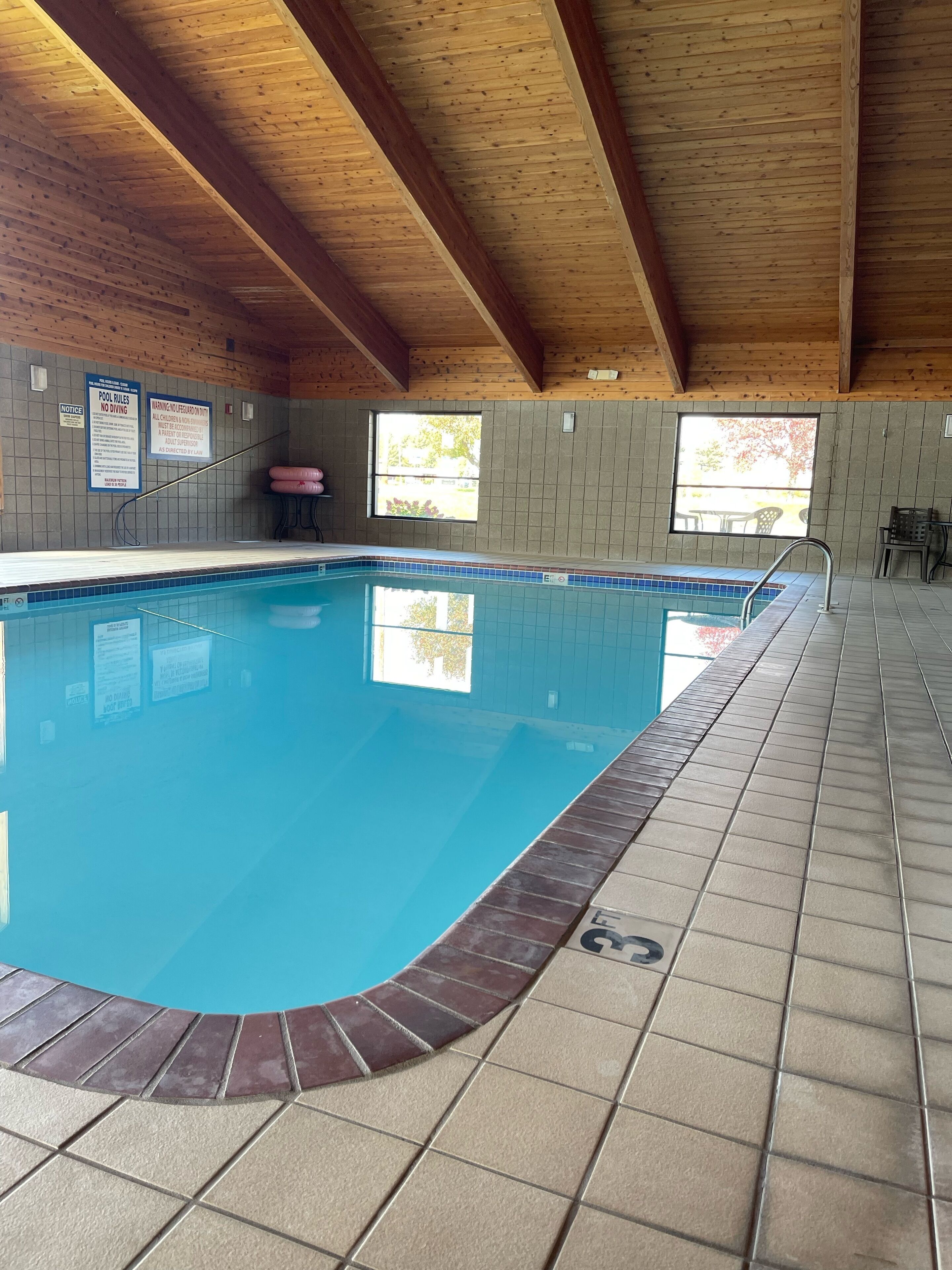 AmericInn by Wyndham Ladysmith