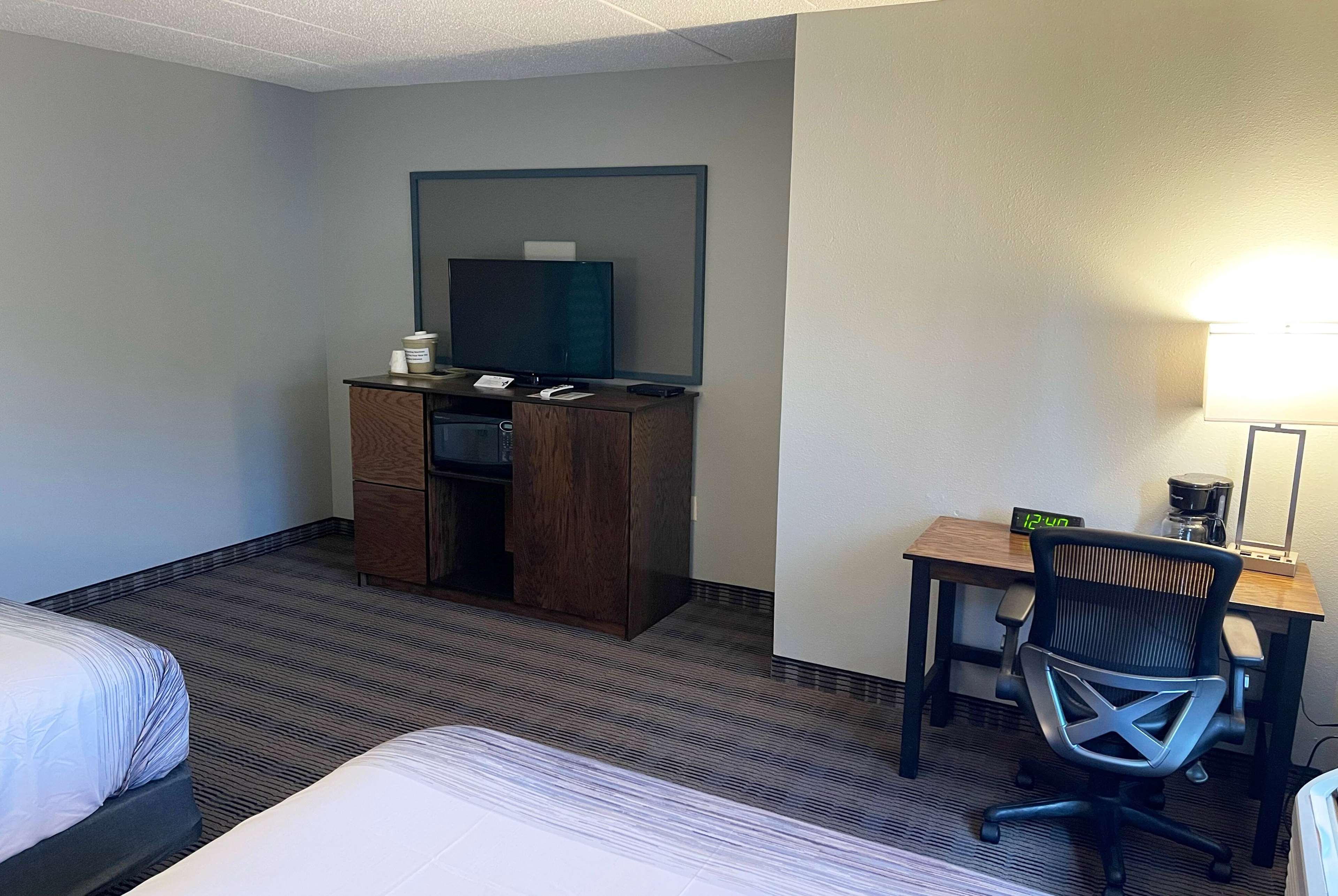 AmericInn by Wyndham Ladysmith