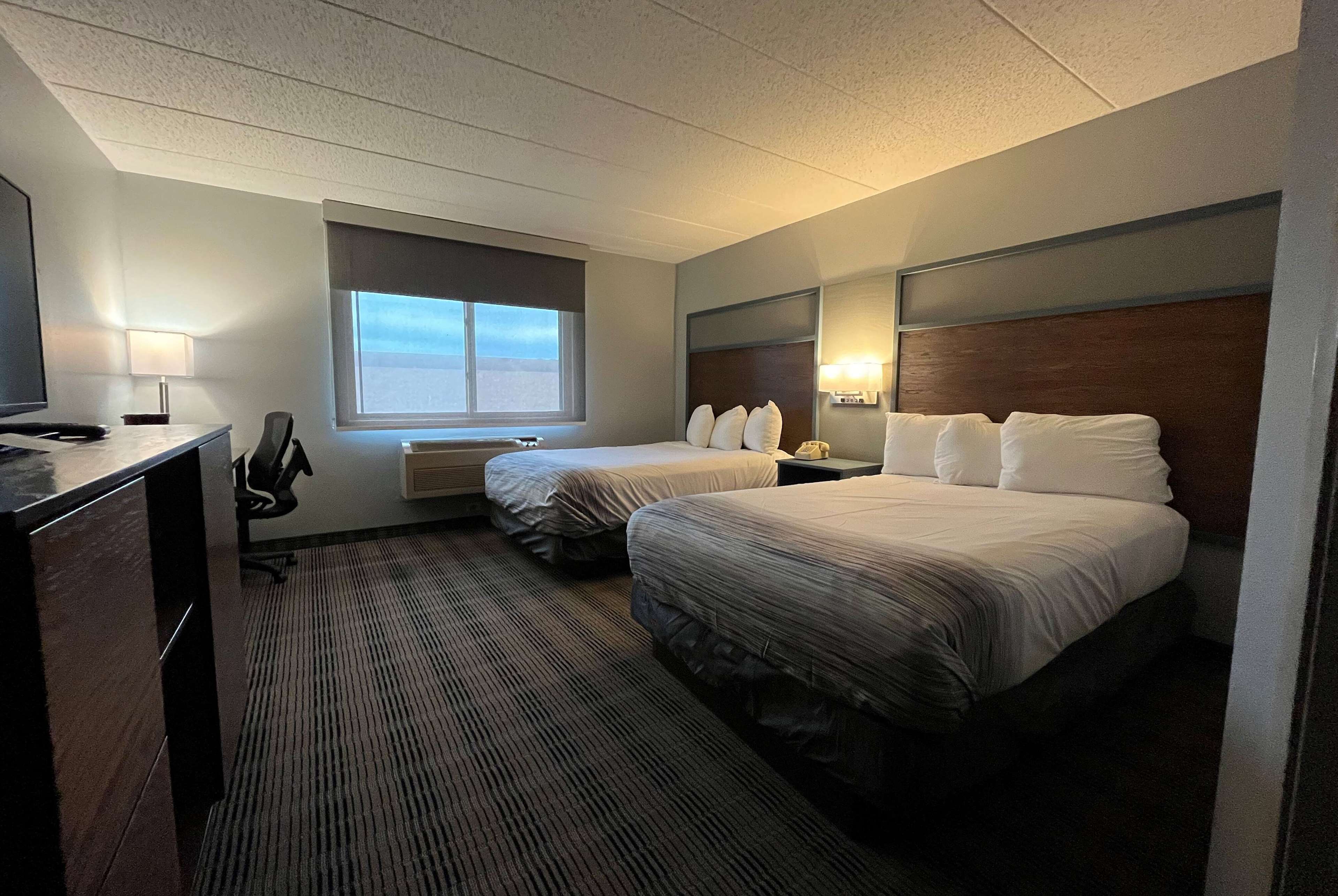 AmericInn by Wyndham Ladysmith