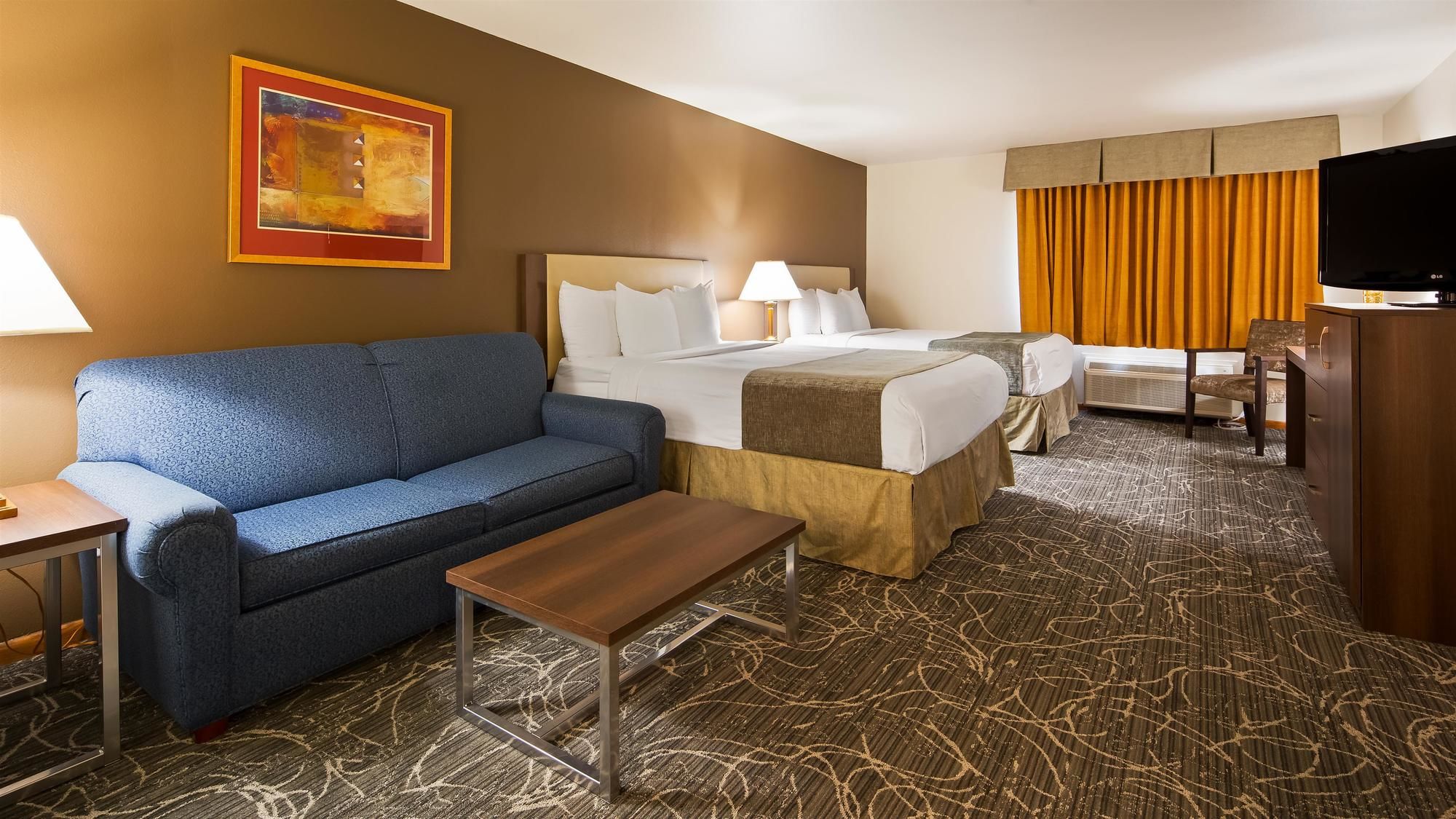 Best Western West Towne Suites