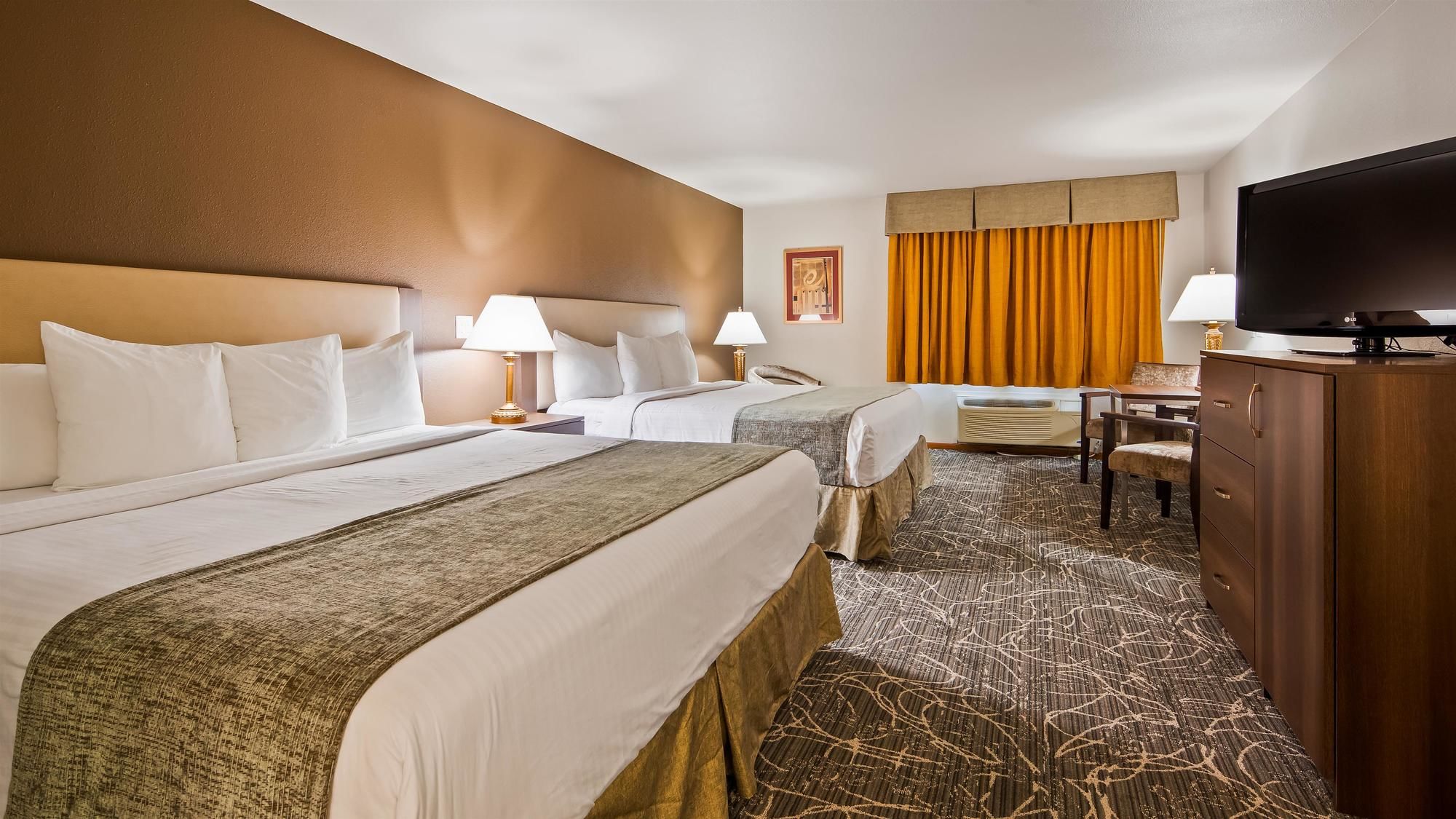 Best Western West Towne Suites