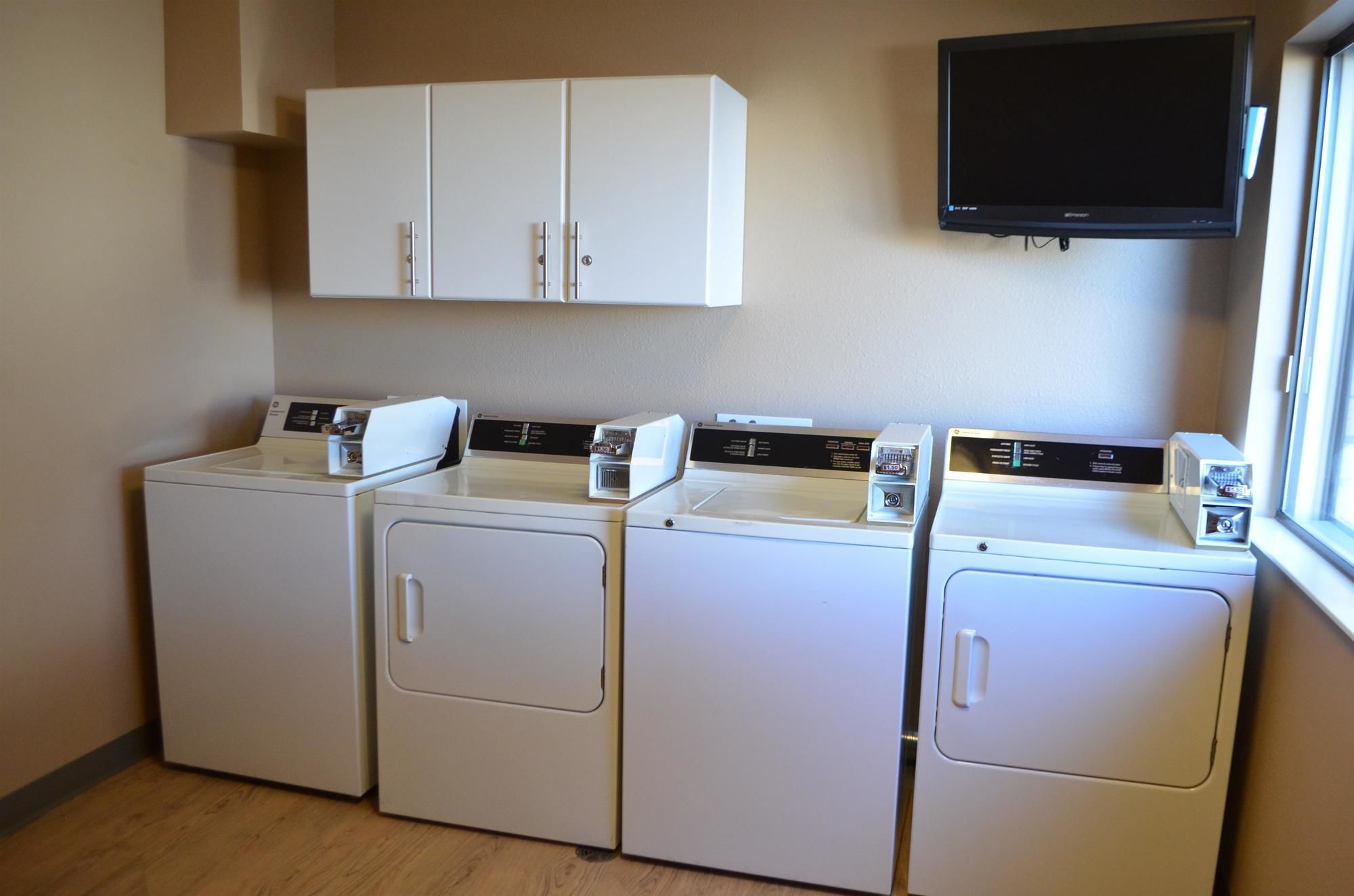 Best Western West Towne Suites