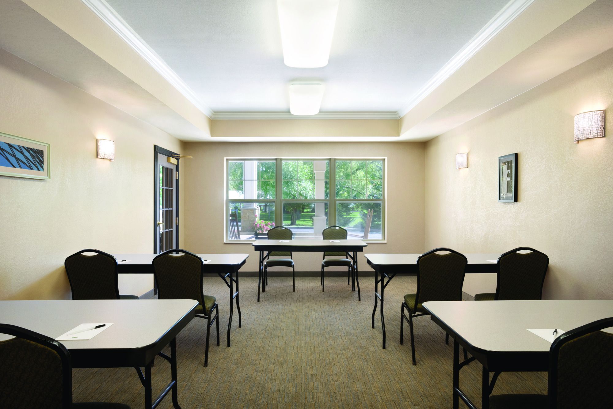 Country Inn & Suites by Radisson, Madison Southwest, WI