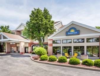 Days Inn & Suites By Wyndham Madison