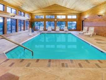 Days Inn & Suites By Wyndham Madison