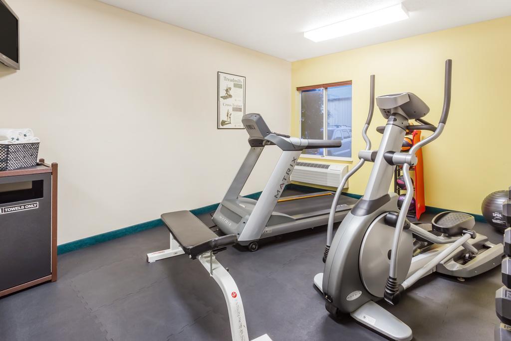 Days Inn & Suites By Wyndham Madison