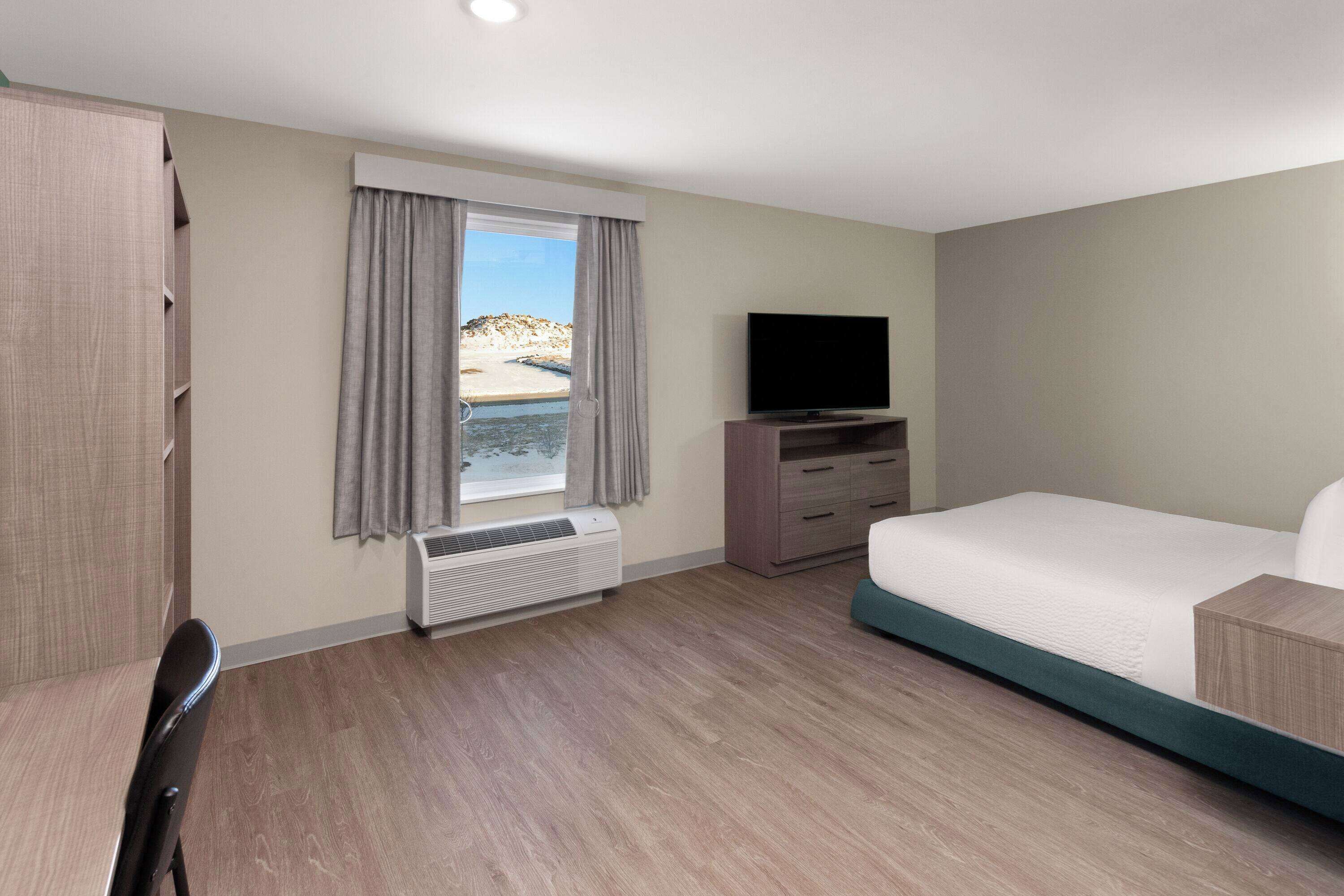 ECHO Suites Extended Stay by Wyndham Madison