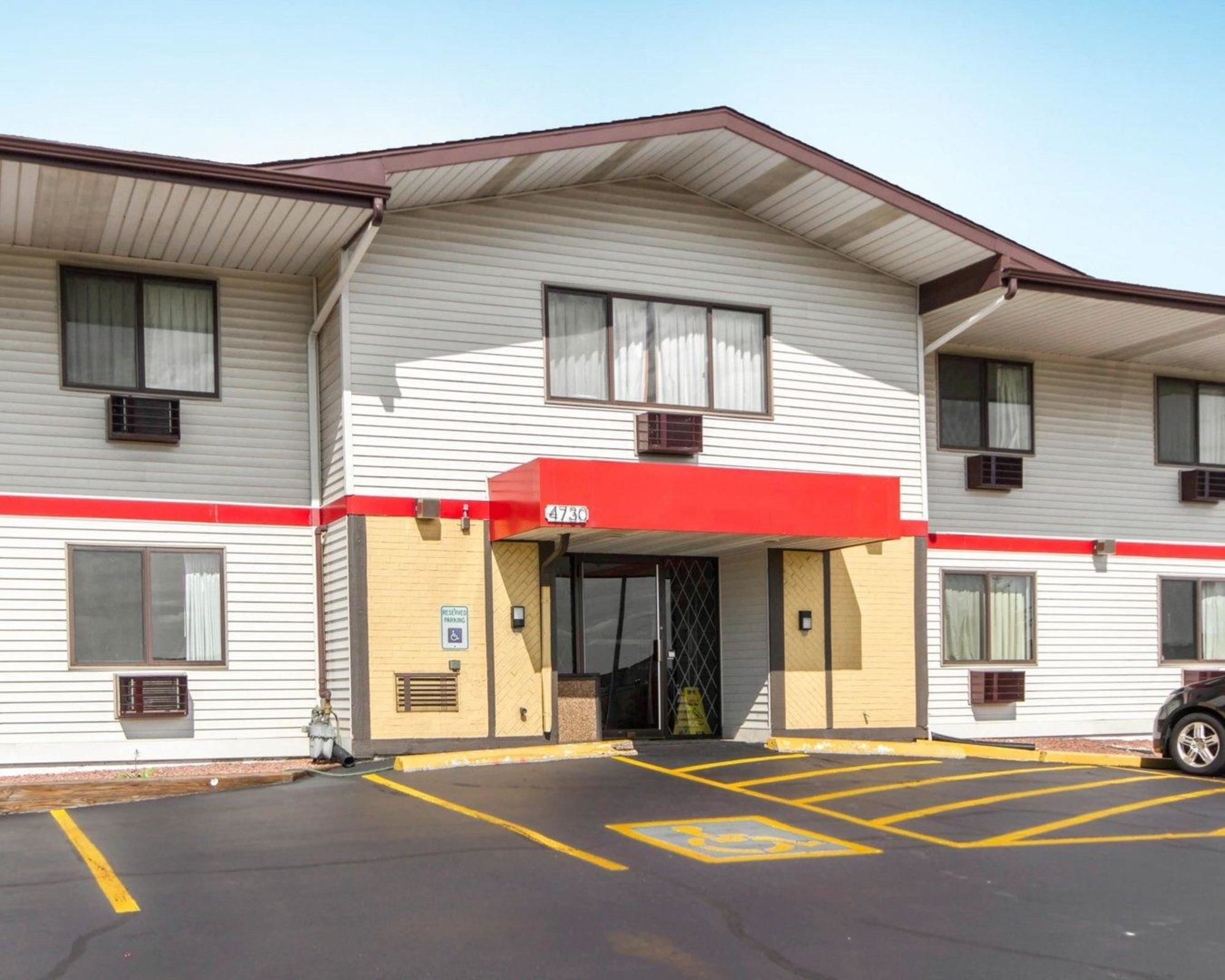 Econo Lodge Madison