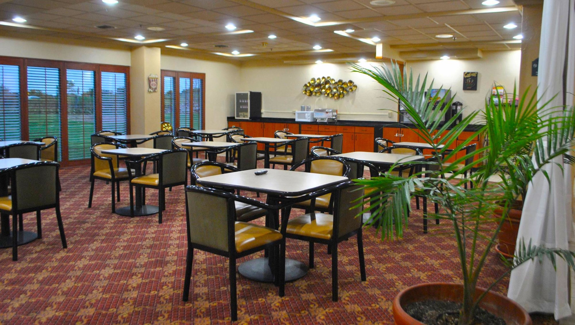 Comfort Inn & Suites