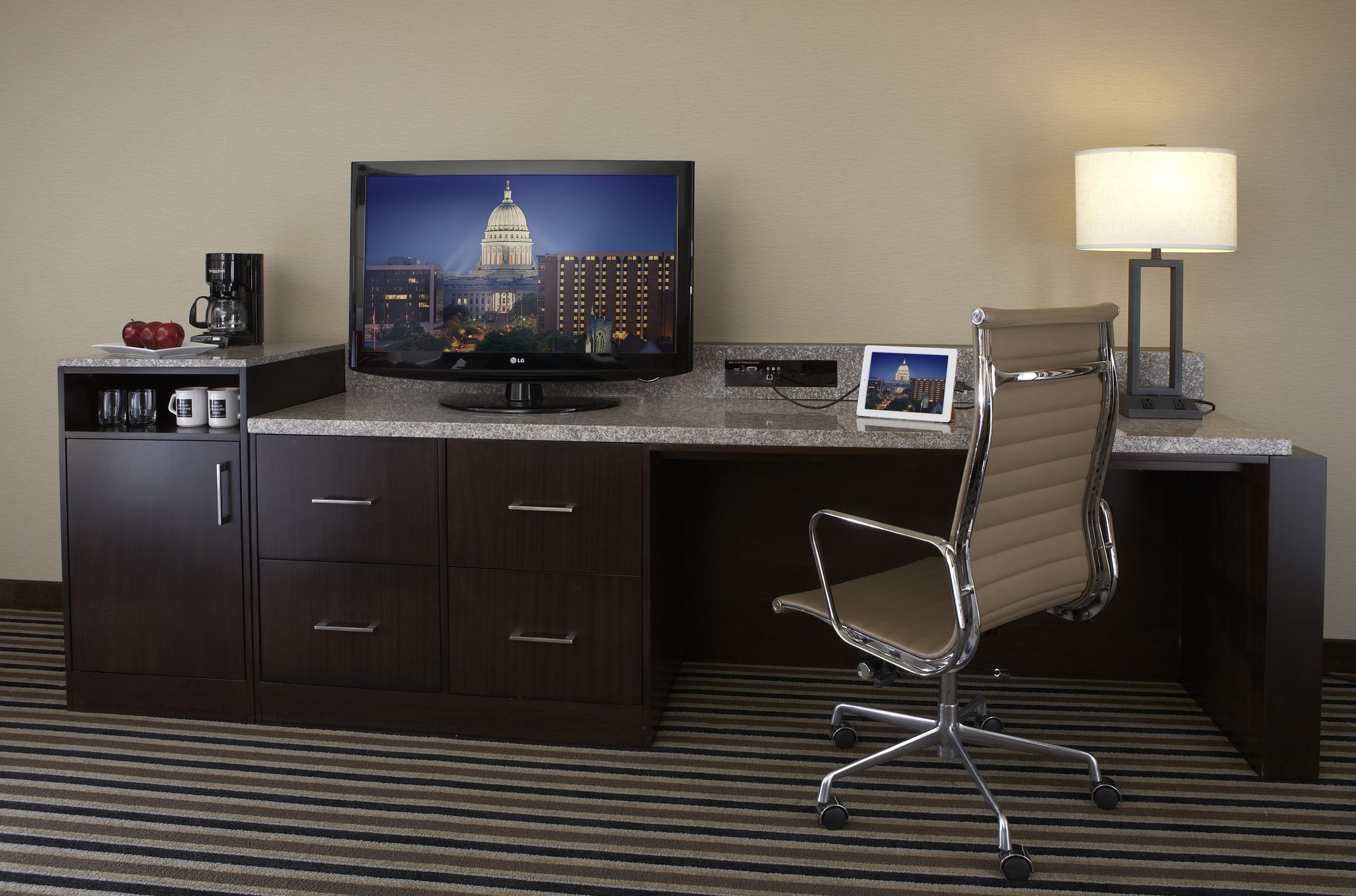 The Madison Concourse Hotel & Governor's Club