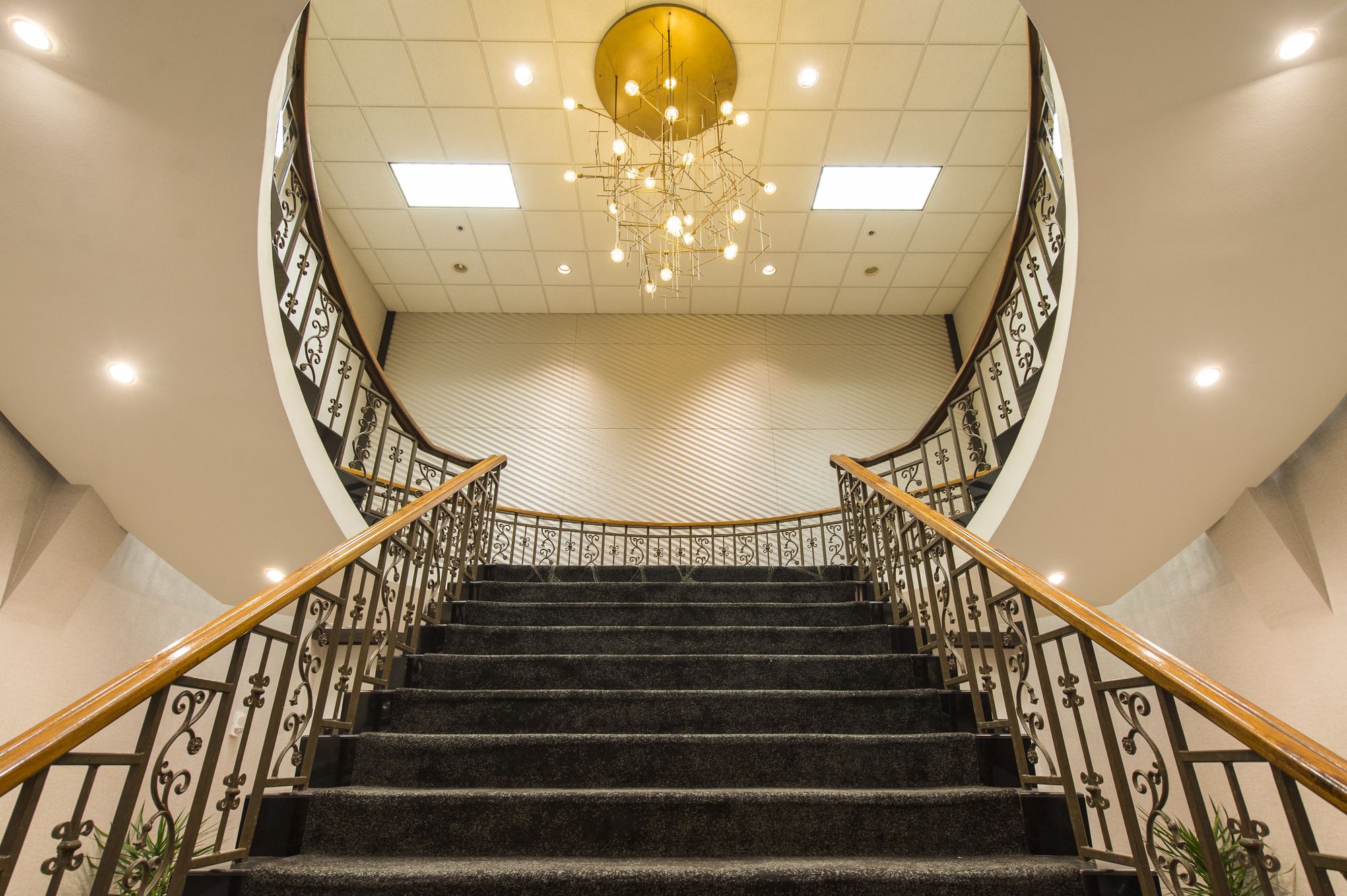 The Madison Concourse Hotel & Governor's Club