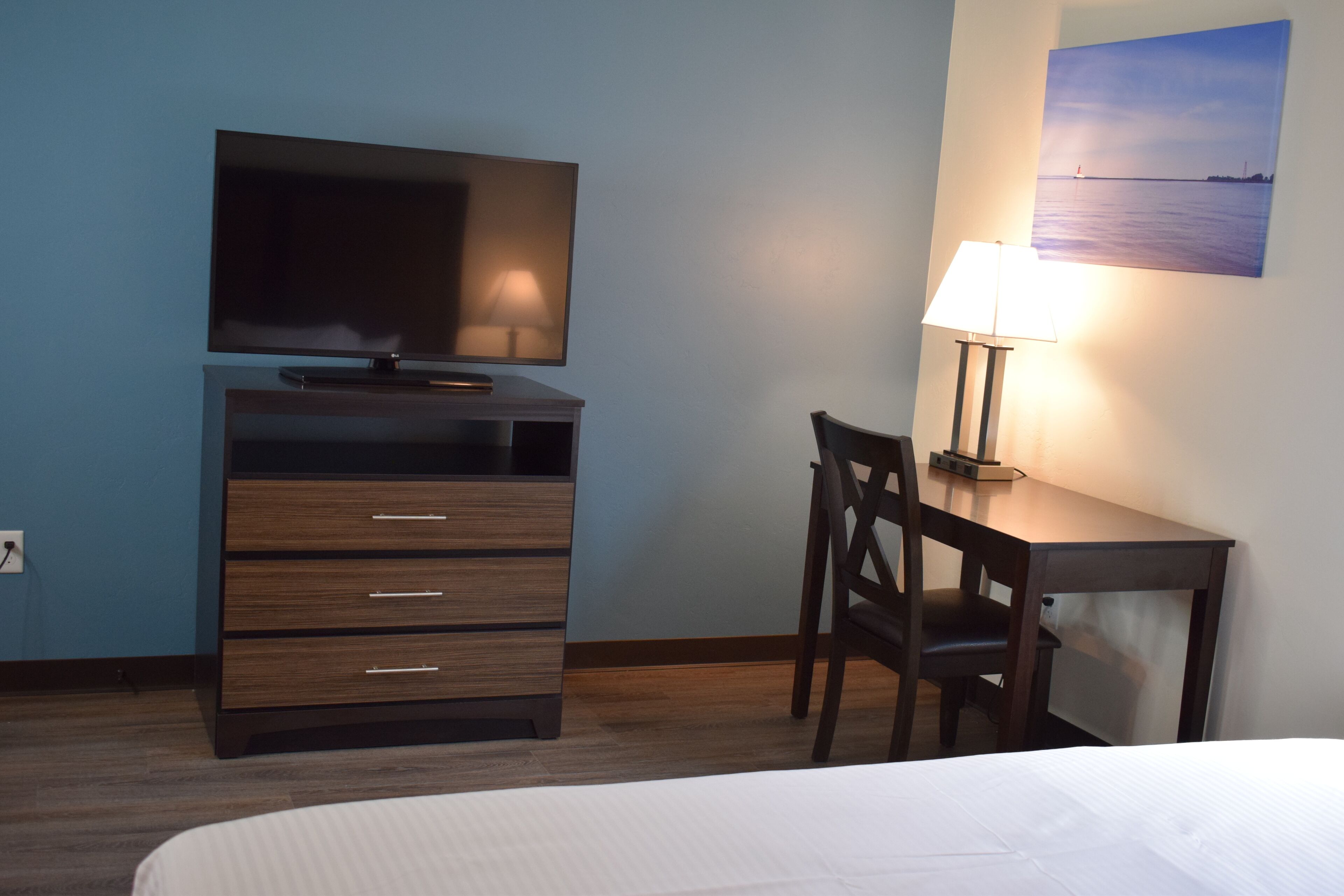 Menominee River Extended Stay Hotel