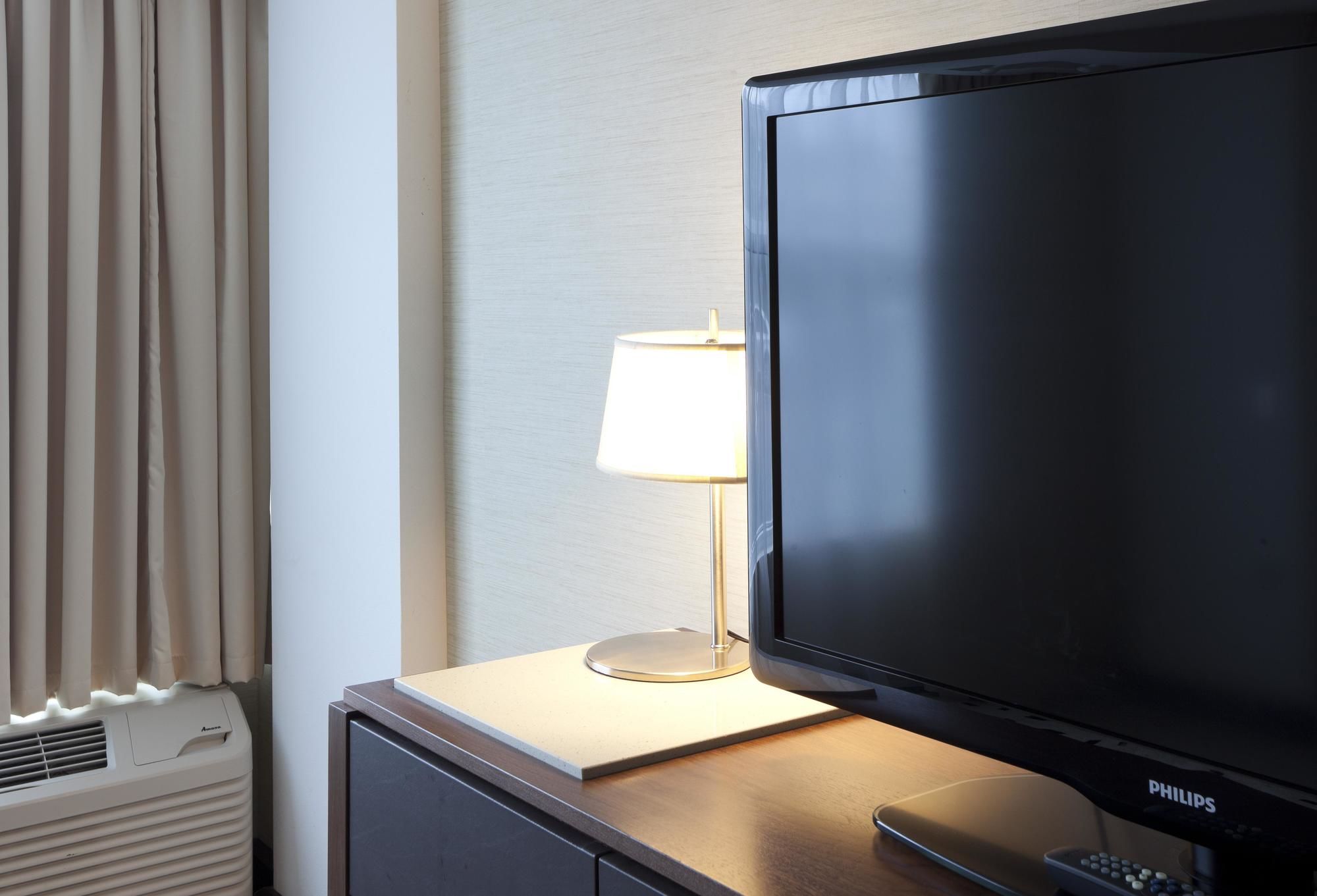 Delta Hotels Milwaukee Northwest