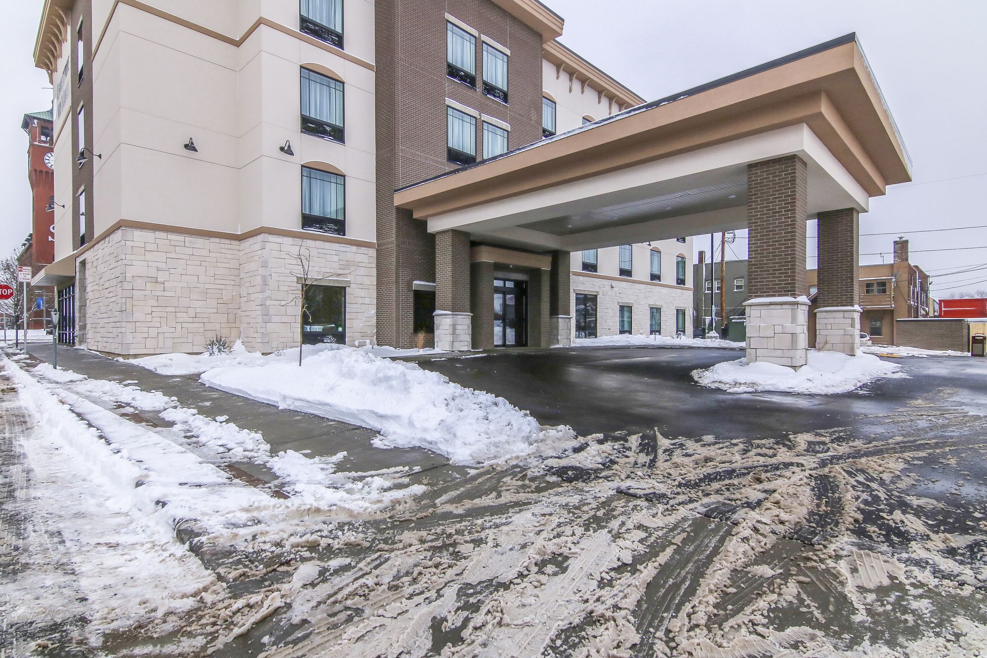 Cobblestone Inn & Suites Menomonie