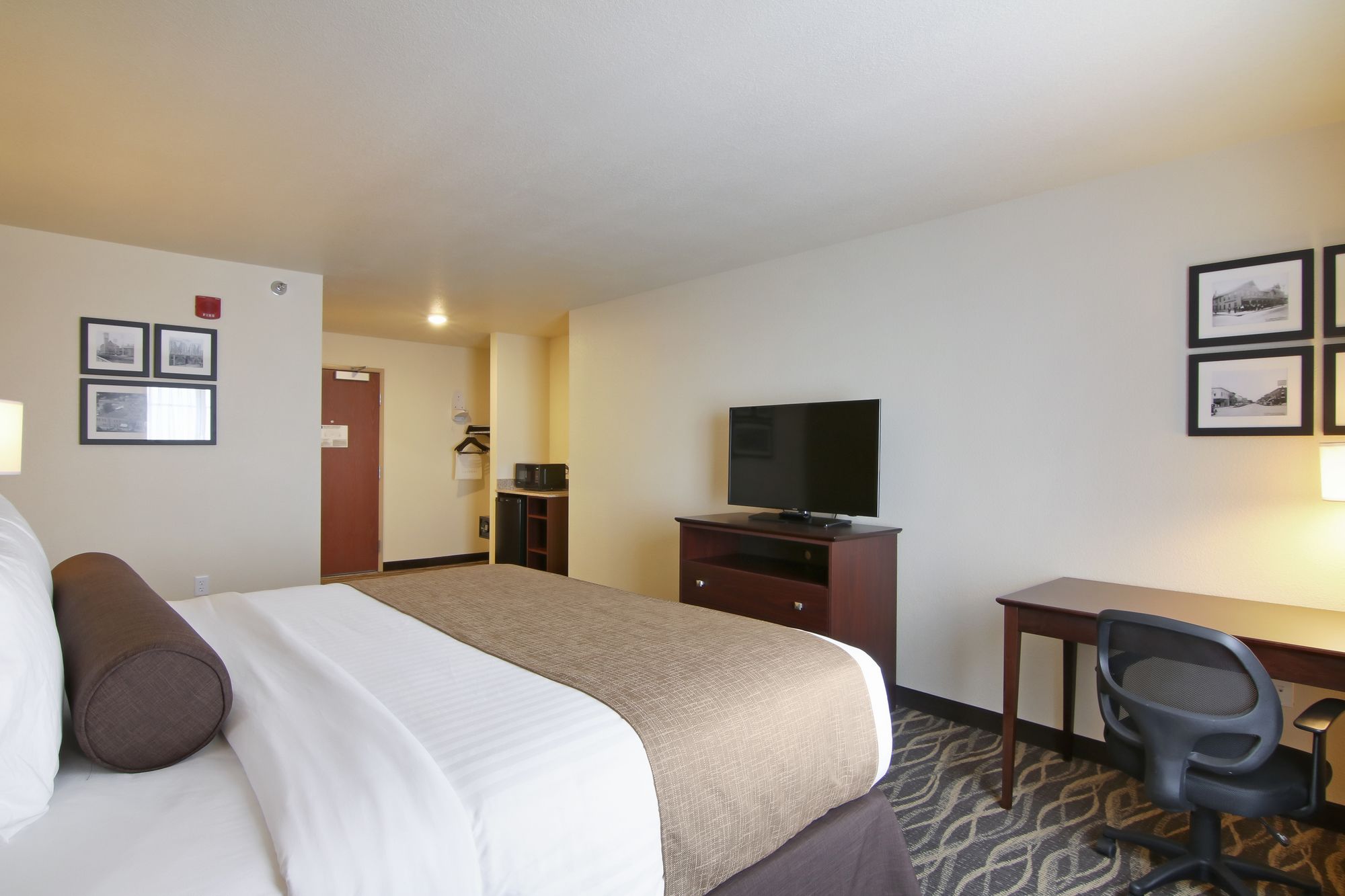 Cobblestone Inn & Suites Menomonie