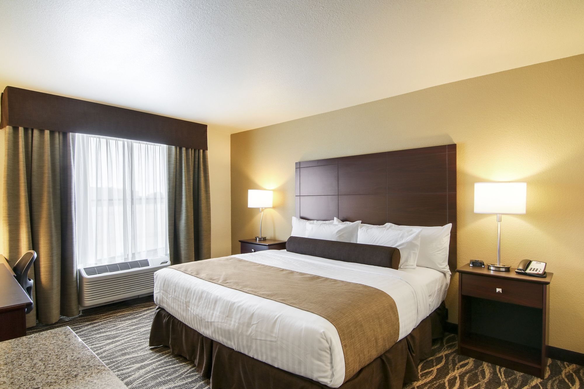 Cobblestone Inn & Suites Menomonie