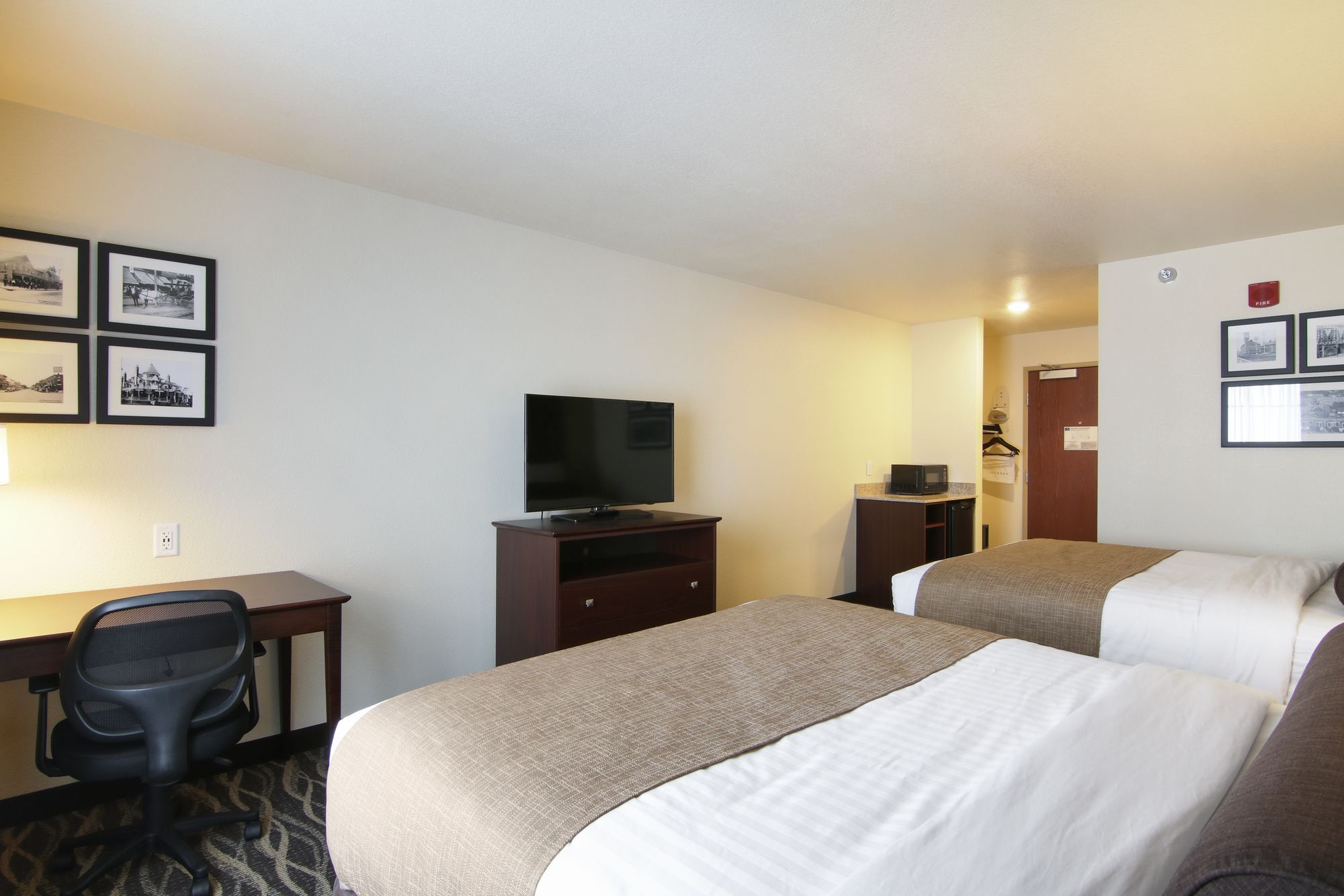 Cobblestone Inn & Suites Menomonie