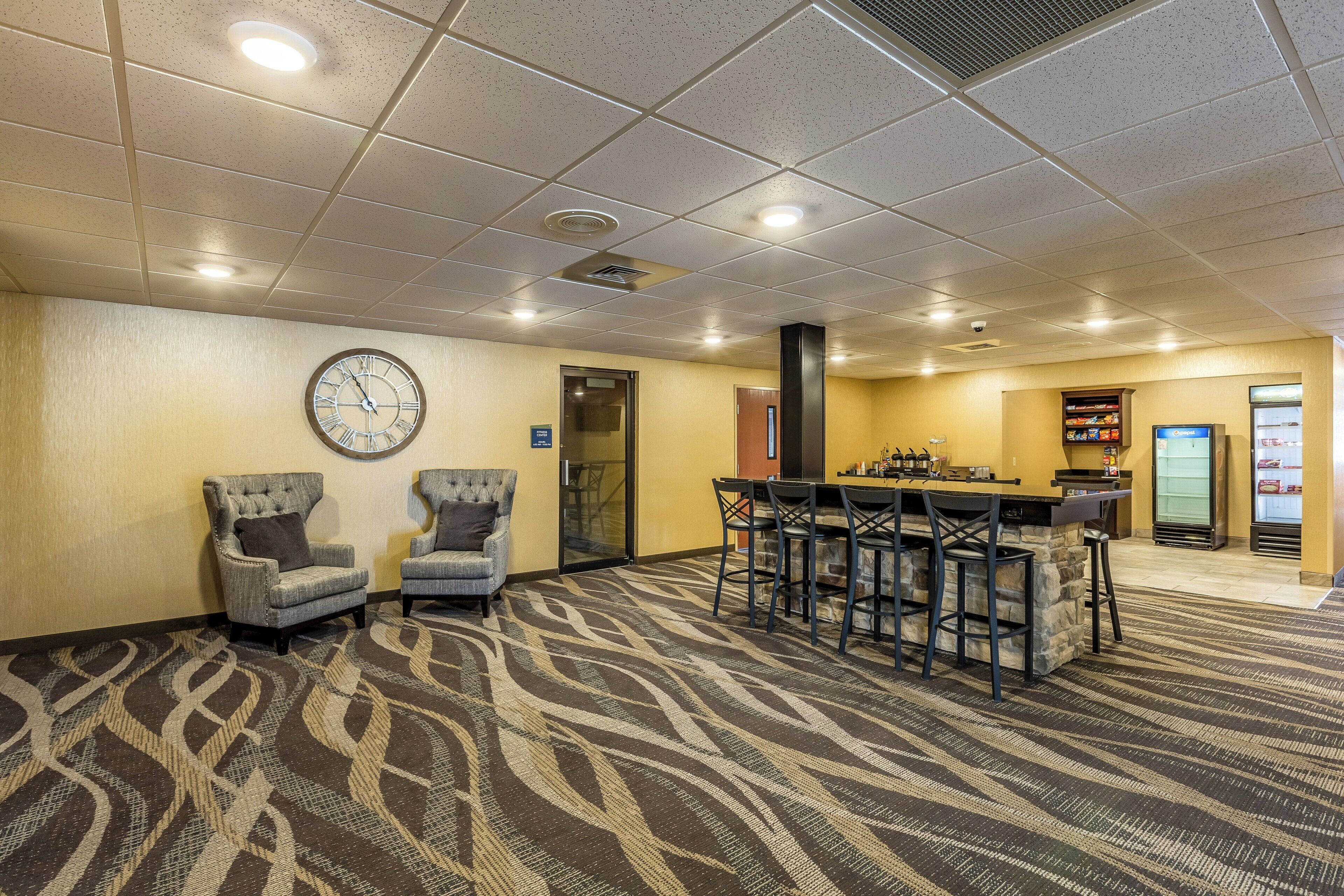 Boarders Inn And Suites