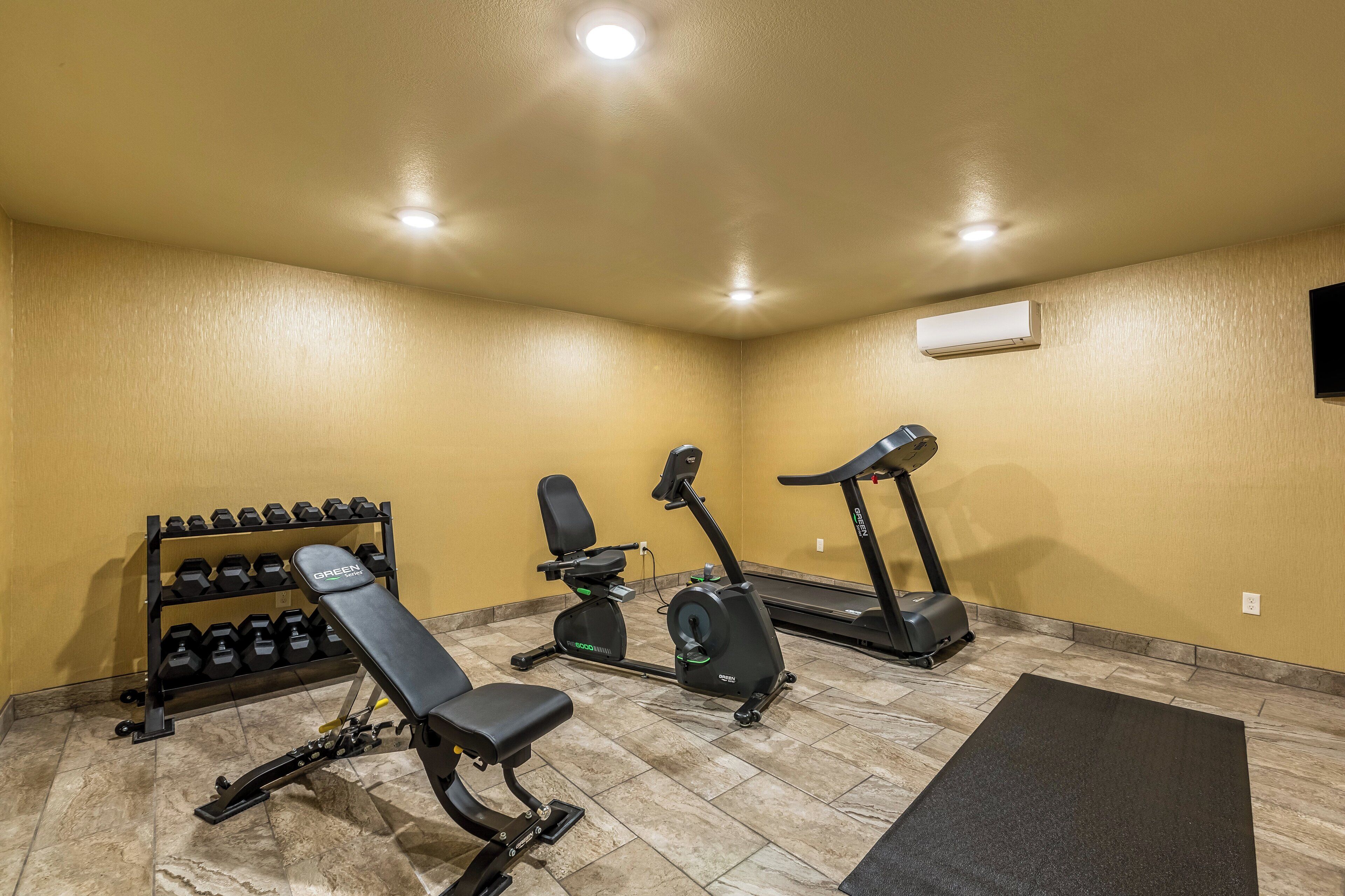 Boarders Inn And Suites