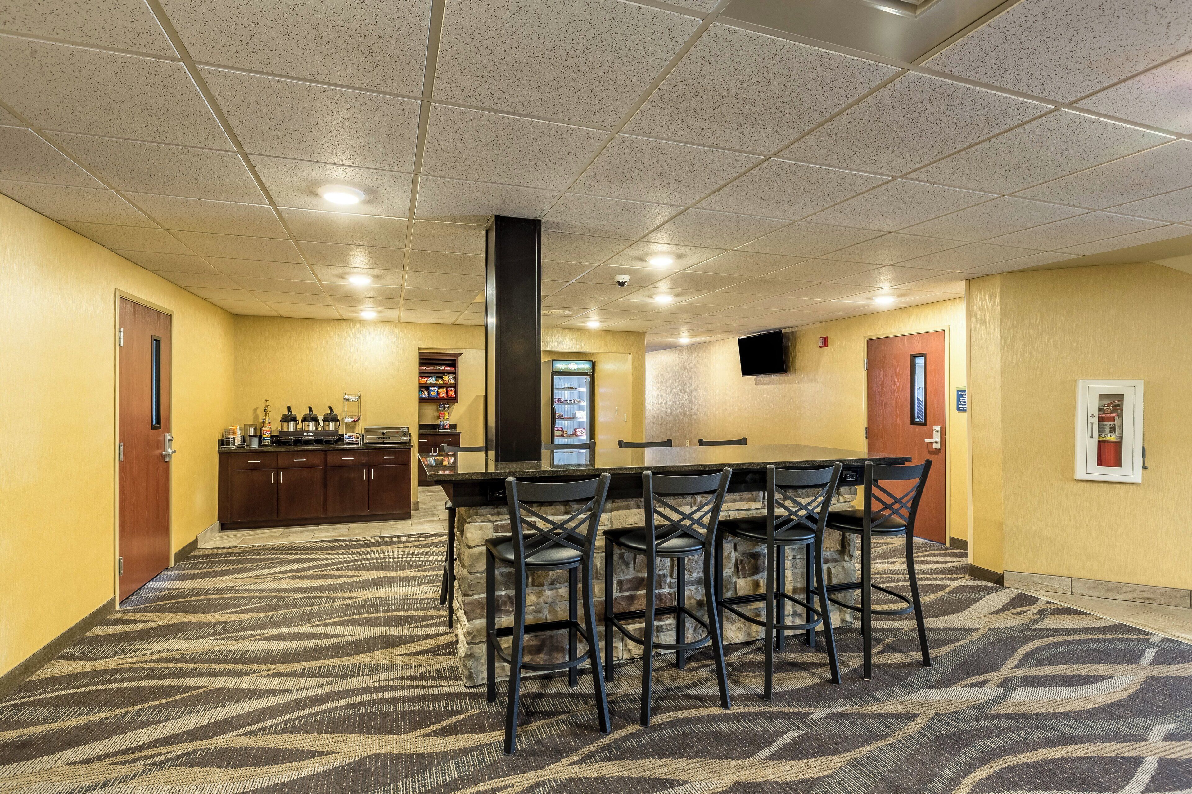 Boarders Inn And Suites