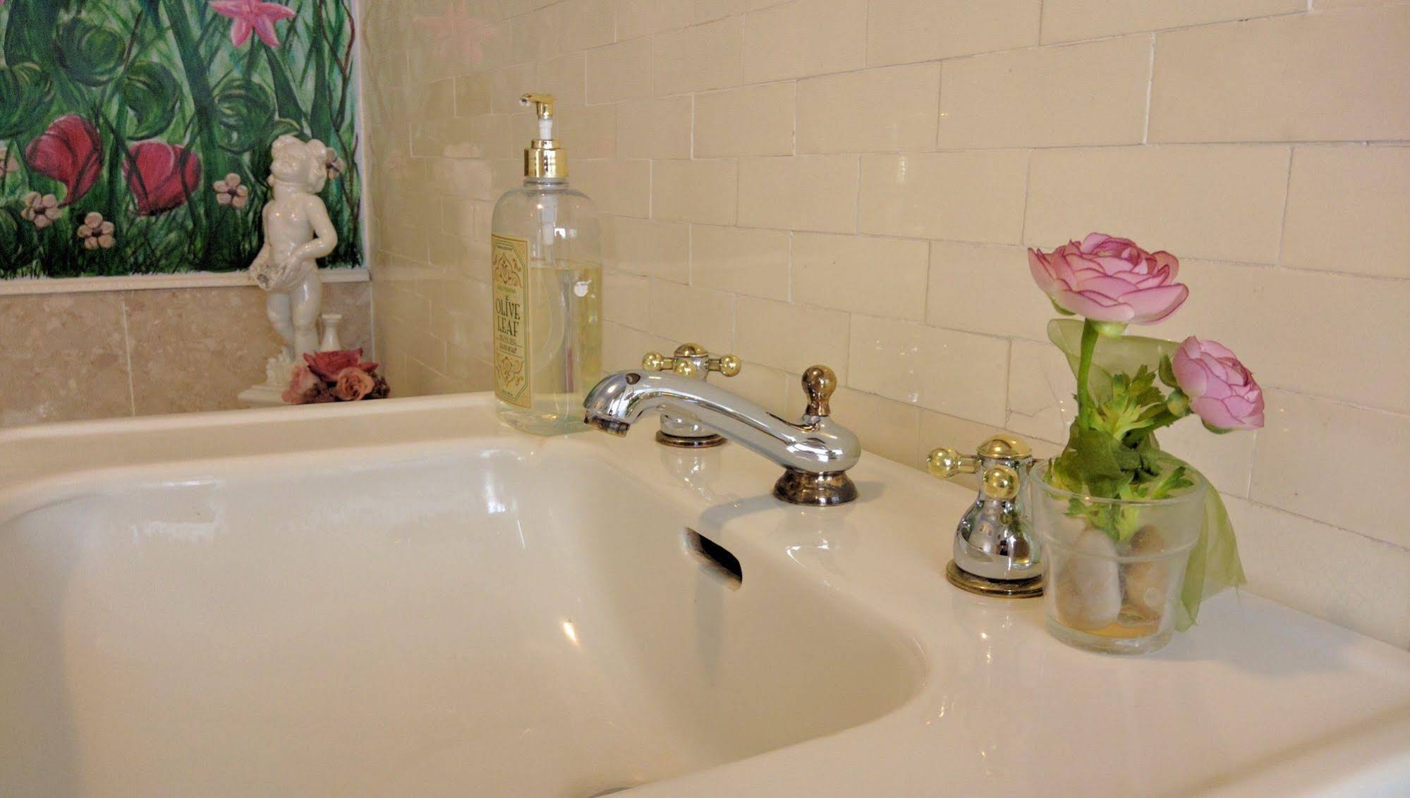 Manderley Bed & Breakfast