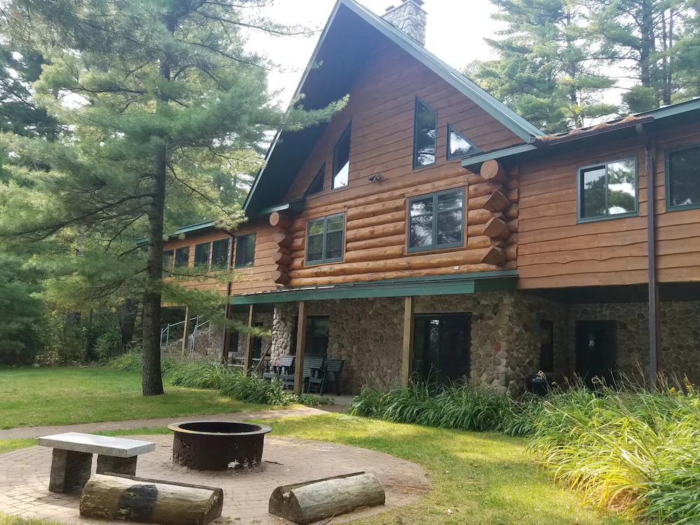 Katherine Lake Lodge