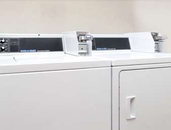 Days Inn by Wyndham Neenah