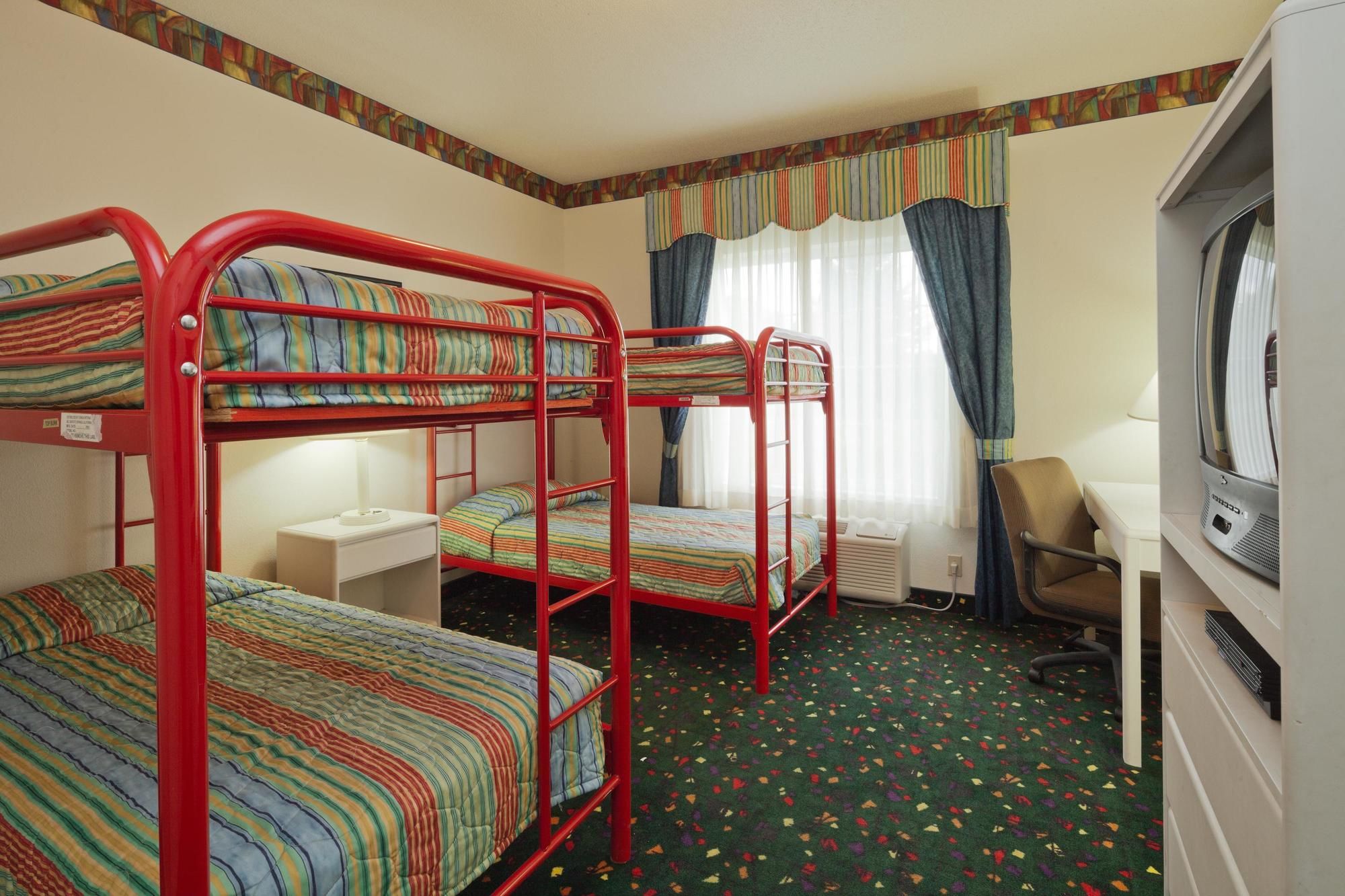 Country Inn & Suites by Radisson, Prairie du Chien, WI