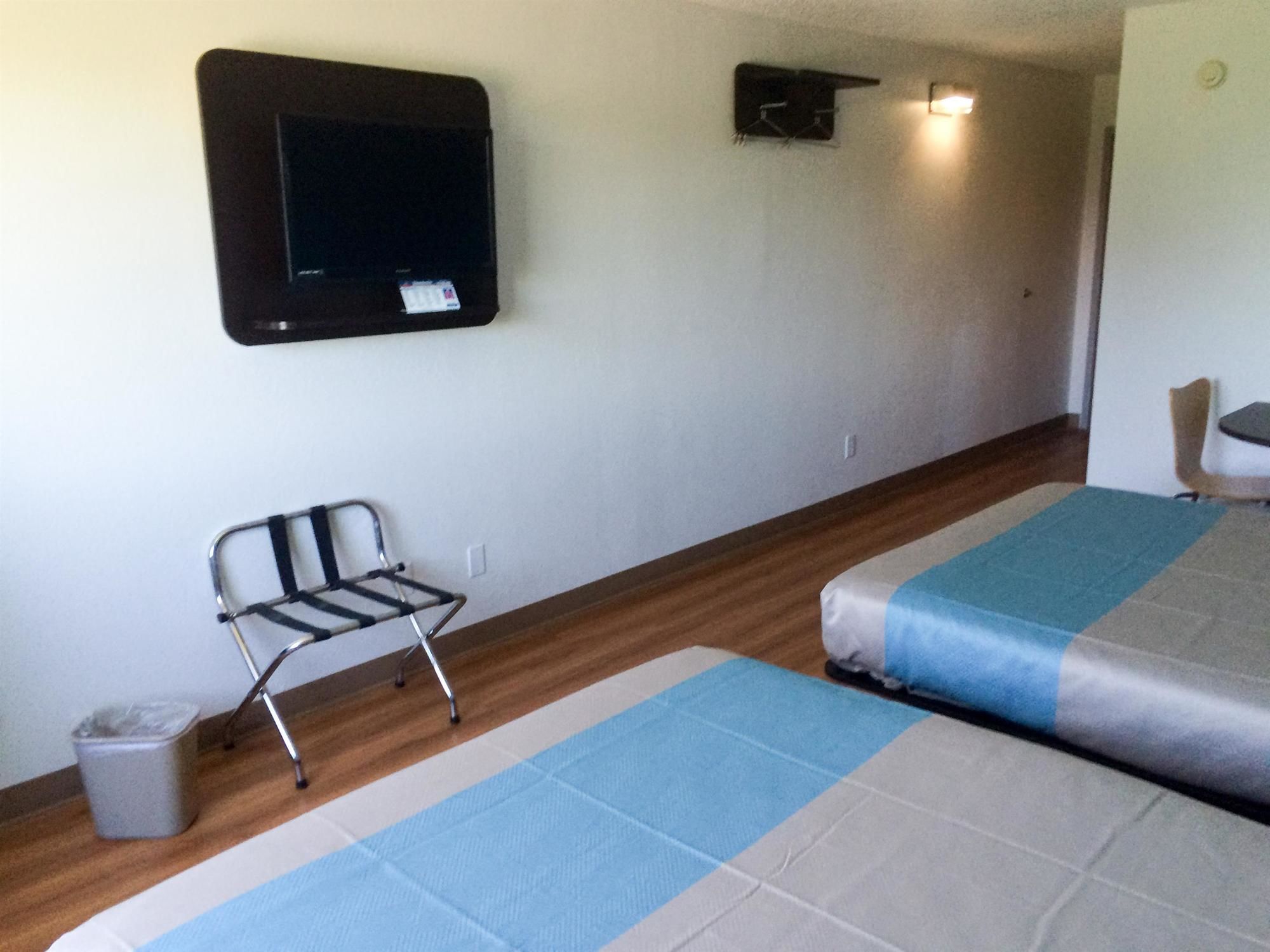 Motel 6 Rothschild, WI