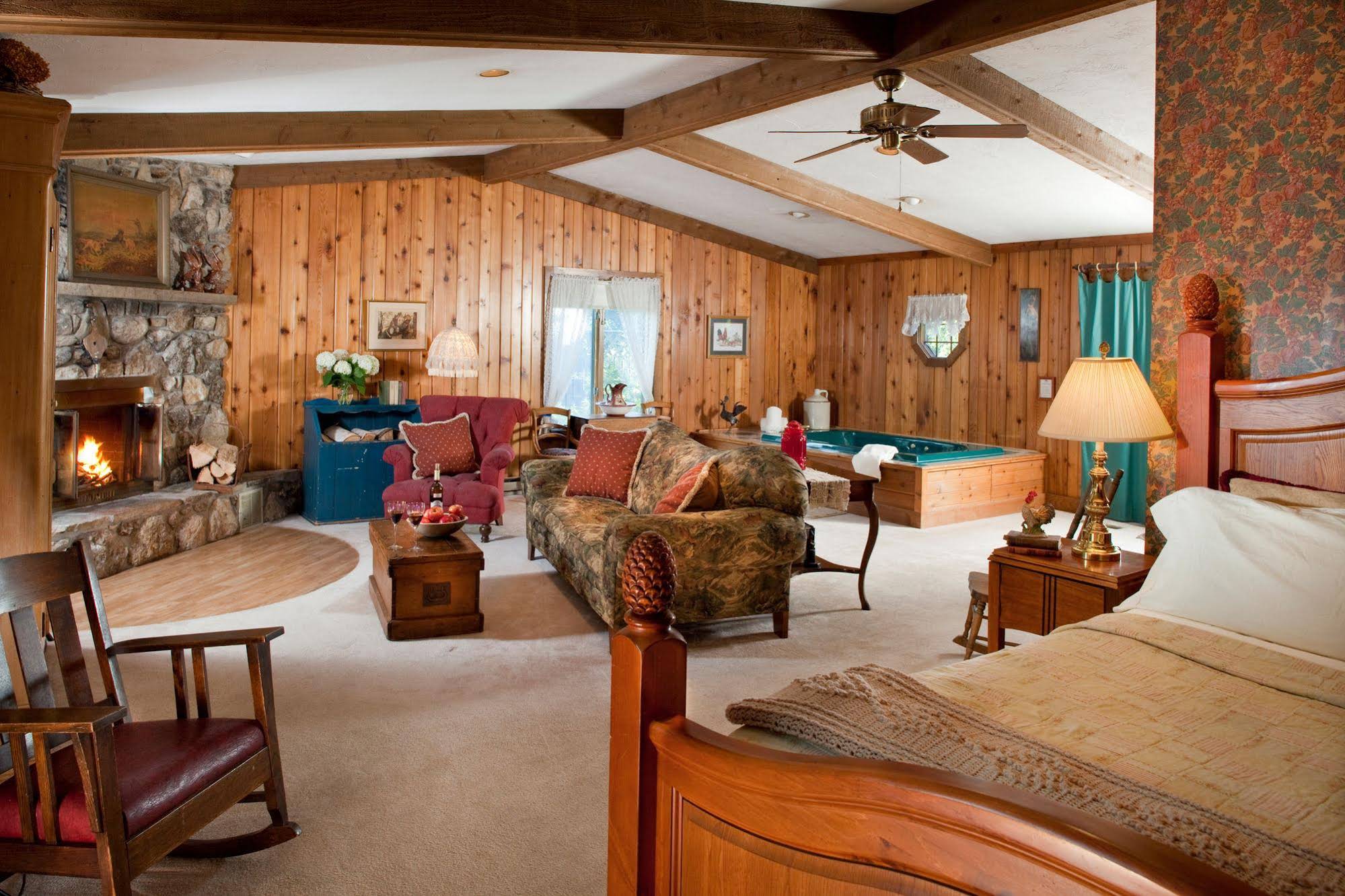 The Chanticleer Guest House